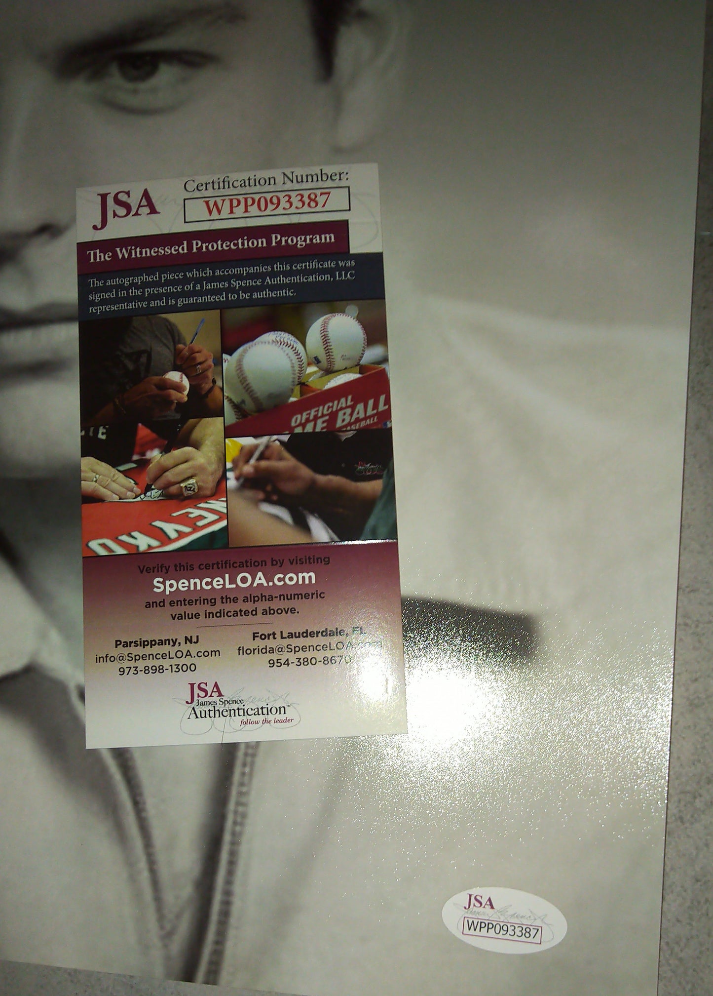 Robert Wagner Hand Signed Autograph 11x14 Photo JSA COA