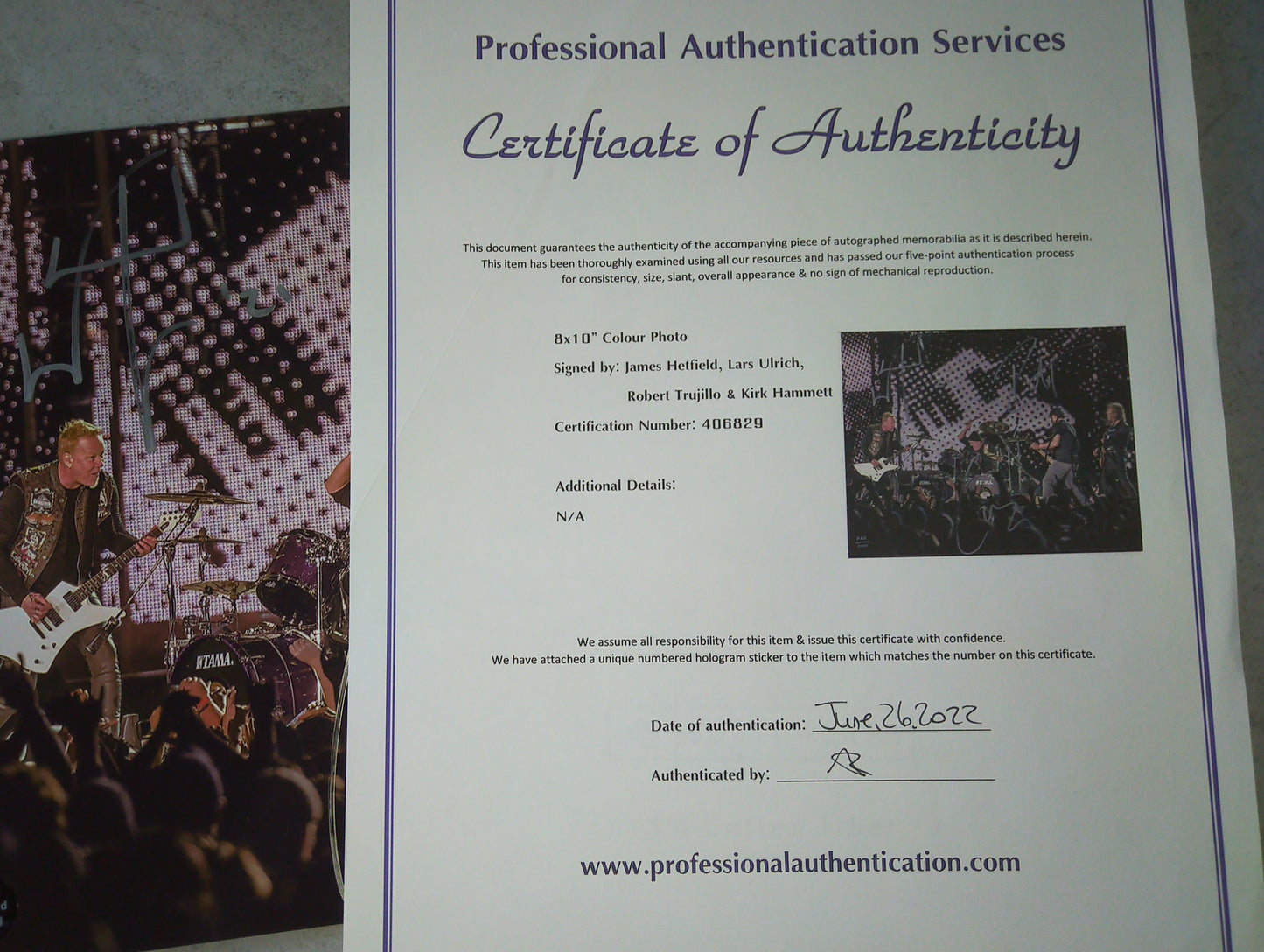 Metallica Hand Signed Autograph 8x10 Photo COA James Hetfield, Lars Ulrich, Kirk Hammett & Robert Trujillo