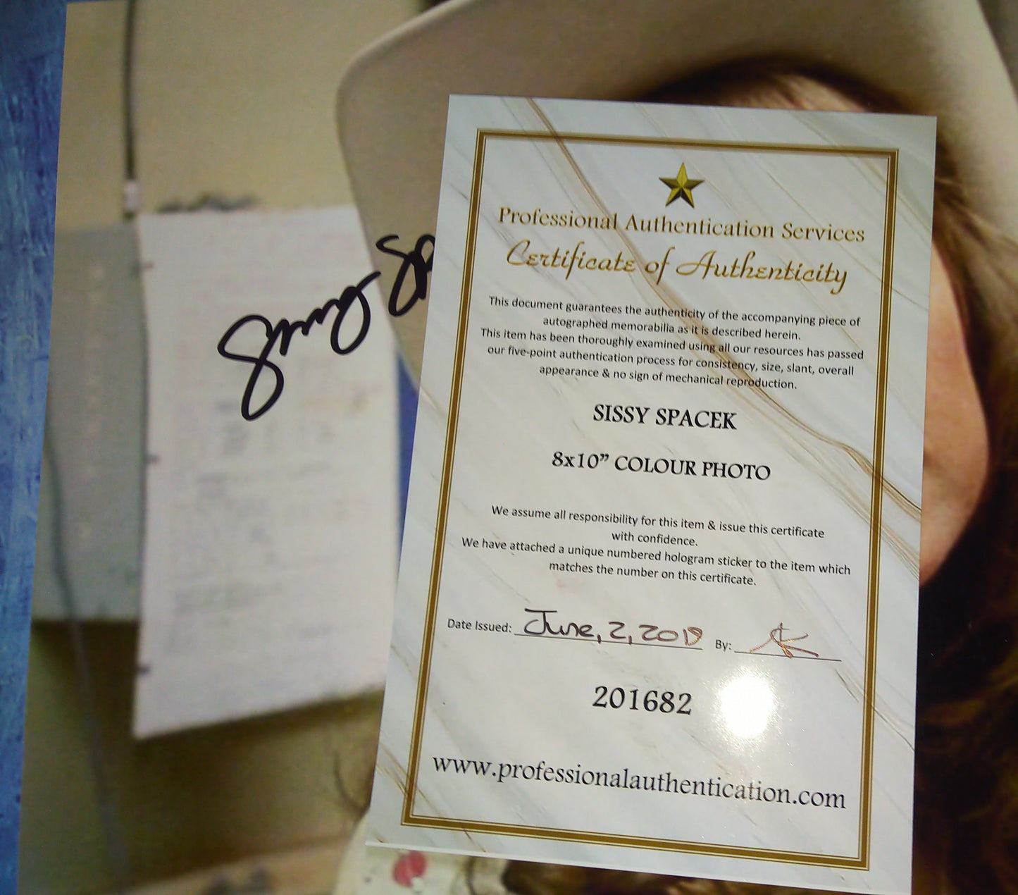 Sissy Spacek Hand Signed Autograph 8x10 Photo COA Coal Miner's Daughter