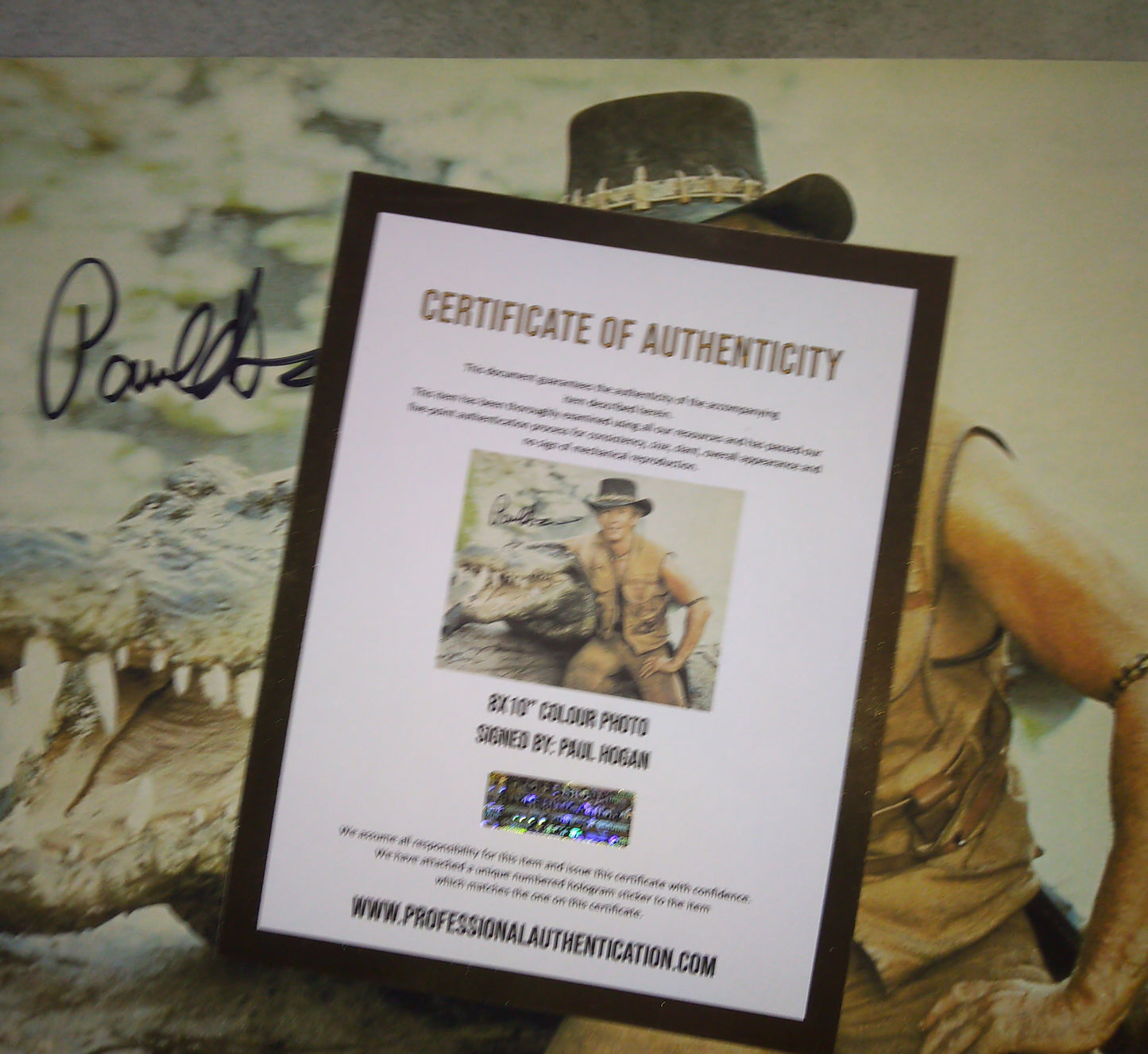 Paul Hogan Hand Signed Autograph 8x10 Photo COA Crocodile Dundee