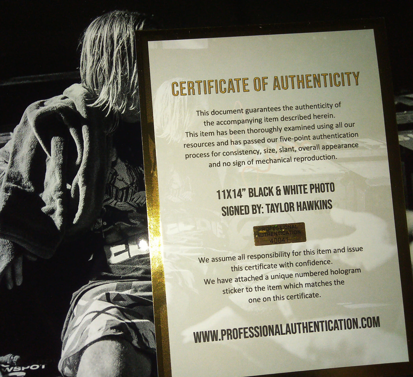 Taylor Hawkins Hand Signed Autograph 11x14 Photo COA Foo Fighters