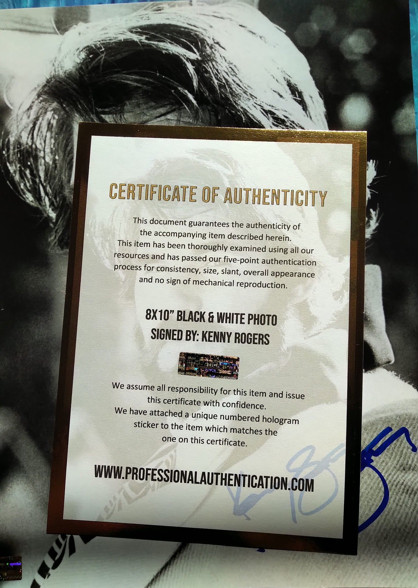 Kenny Rogers Hand Signed Autograph 8x10 Photo COA