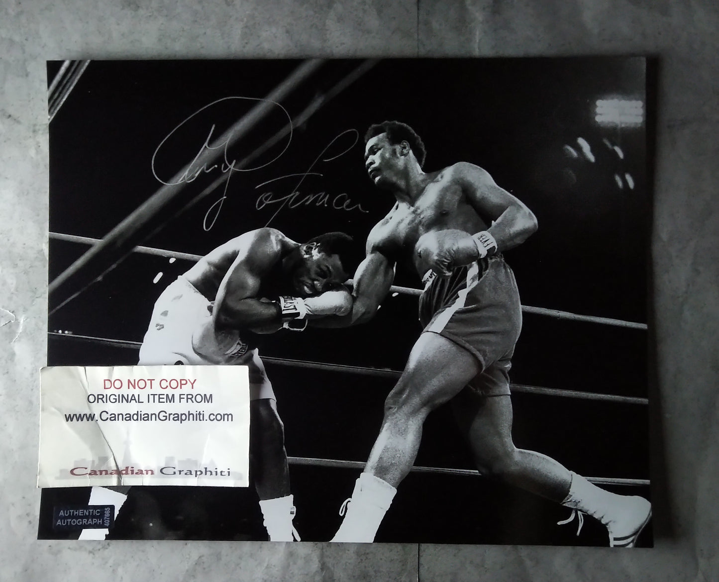 George Foreman Hand Signed Autograph 8x10 Photo COA