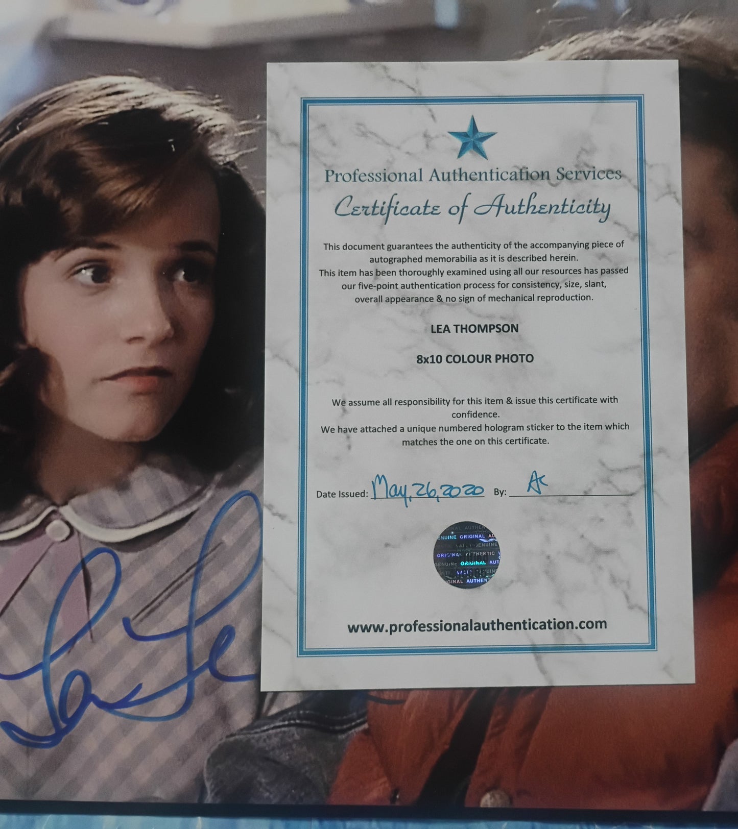 Lea Thompson Hand Signed Autograph 8x10 Photo COA Back To The Future