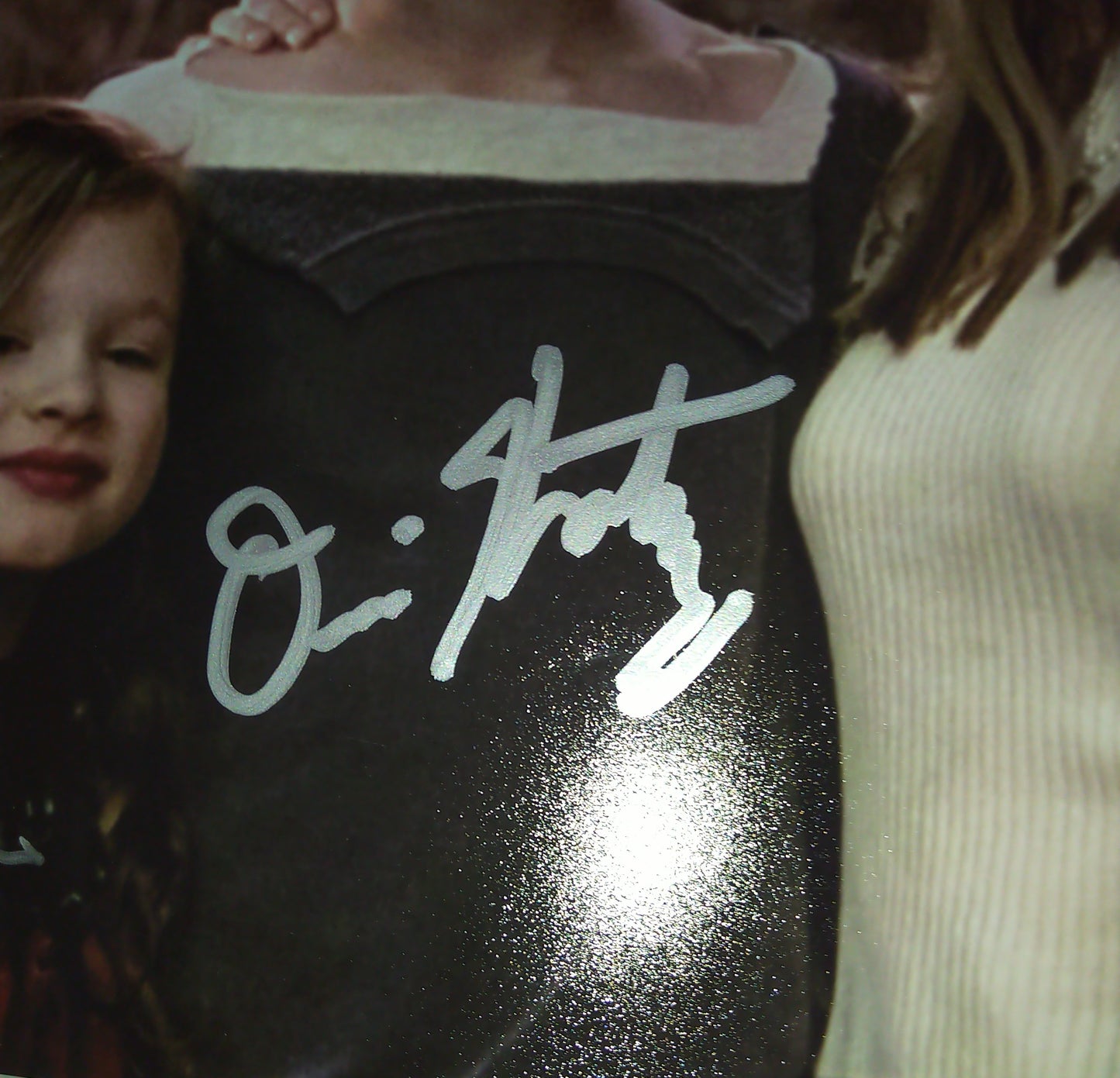Hocus Pocus Cast Hand Signed Autograph 8x10 Photo JSA COA Omri Katz, Vinessa Shaw & Thora Birch