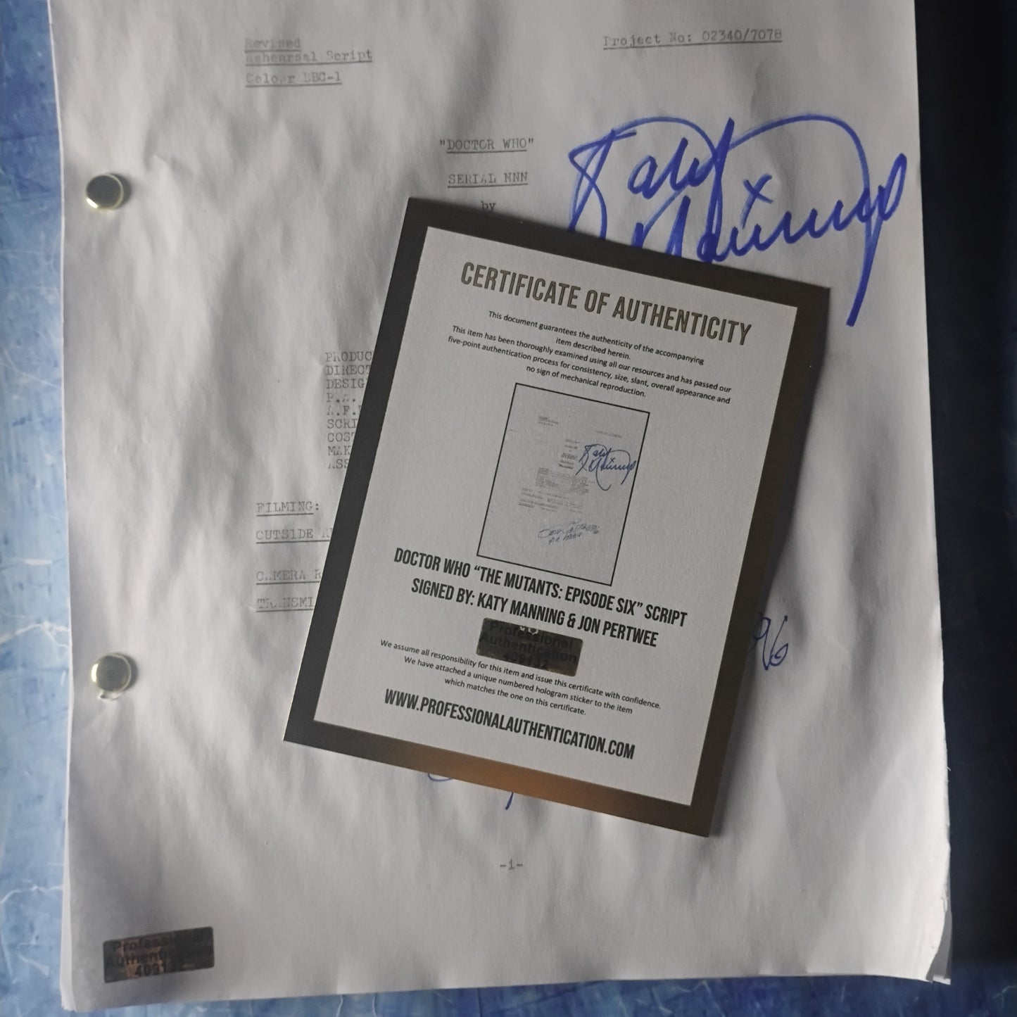 Jon Pertwee & Katy Manning Hand Signed Autograph Doctor Who Script COA