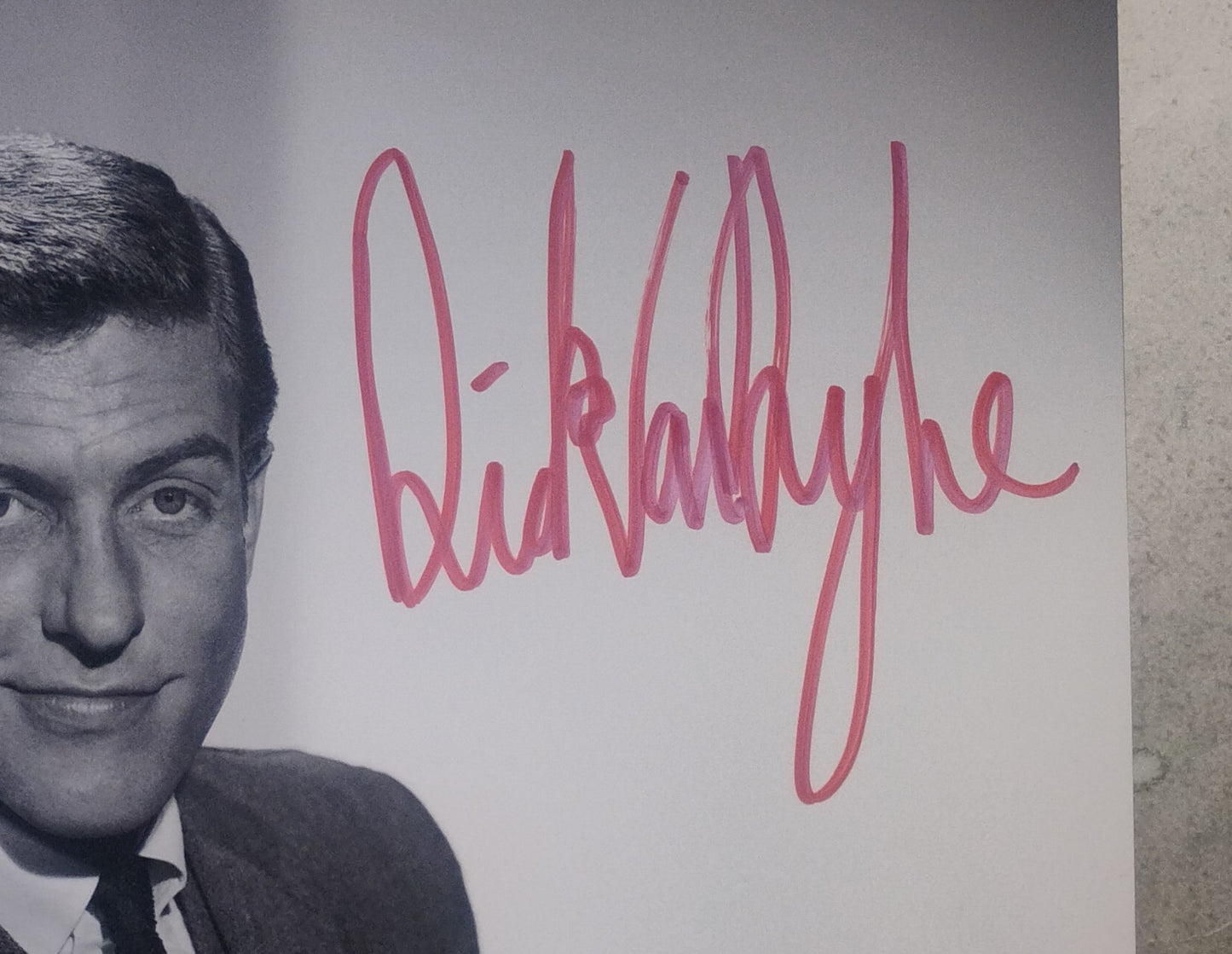 Dick Van Dyke Hand Signed Autograph 11x14 Photo COA