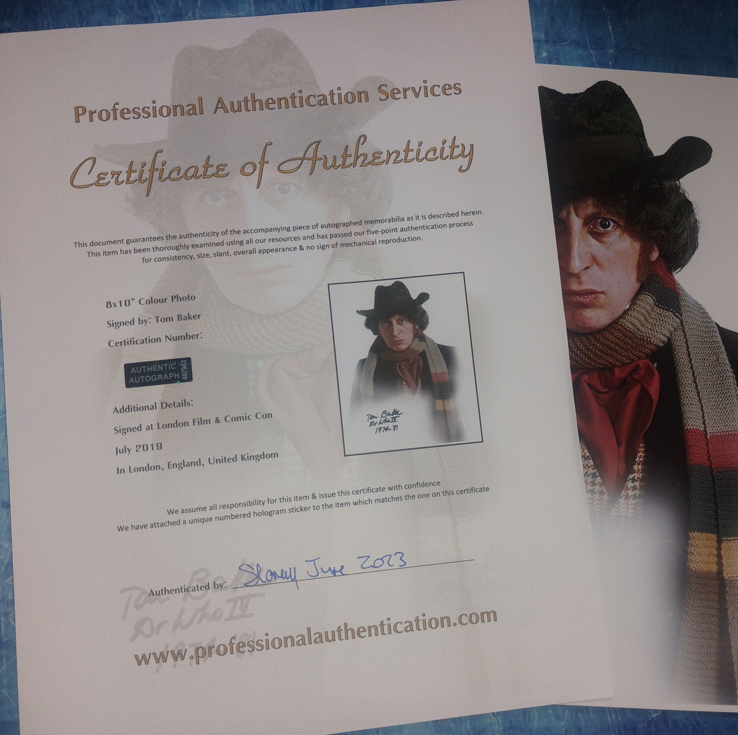 Tom Baker Hand Signed Autograph 8x10 Photo COA Doctor Who