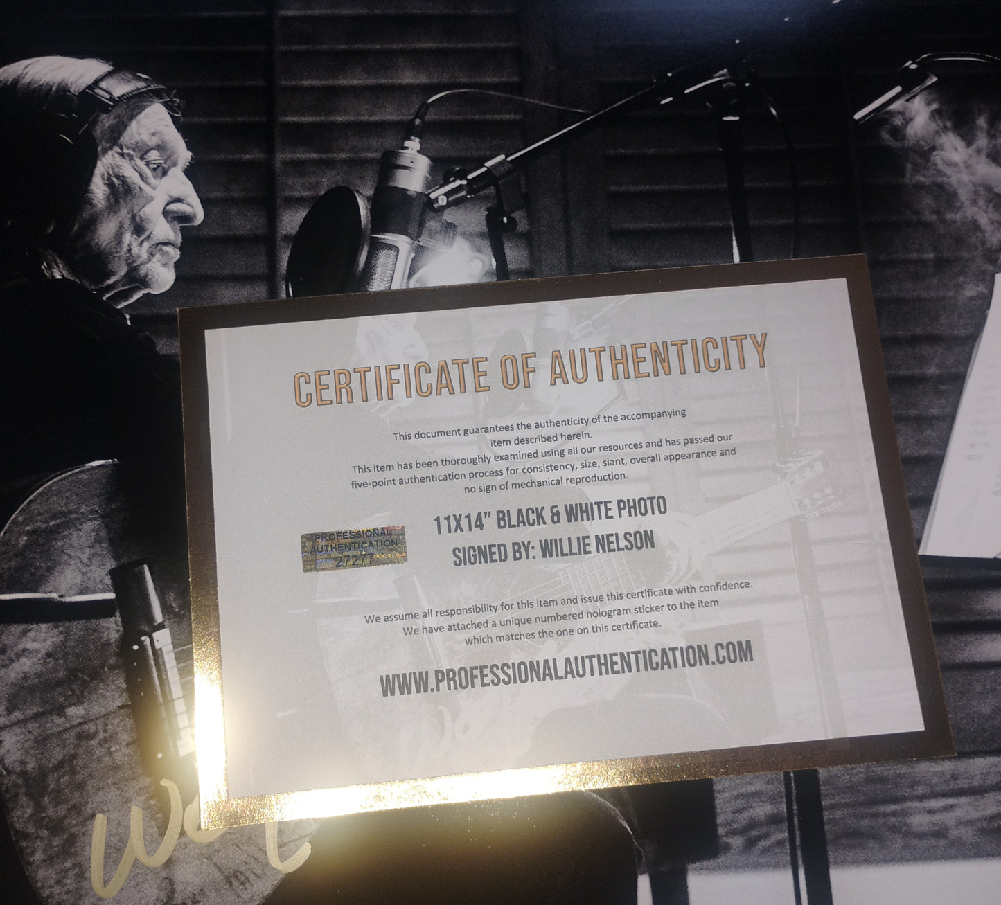 Willie Nelson Hand Signed Autograph 11x14 Photo COA