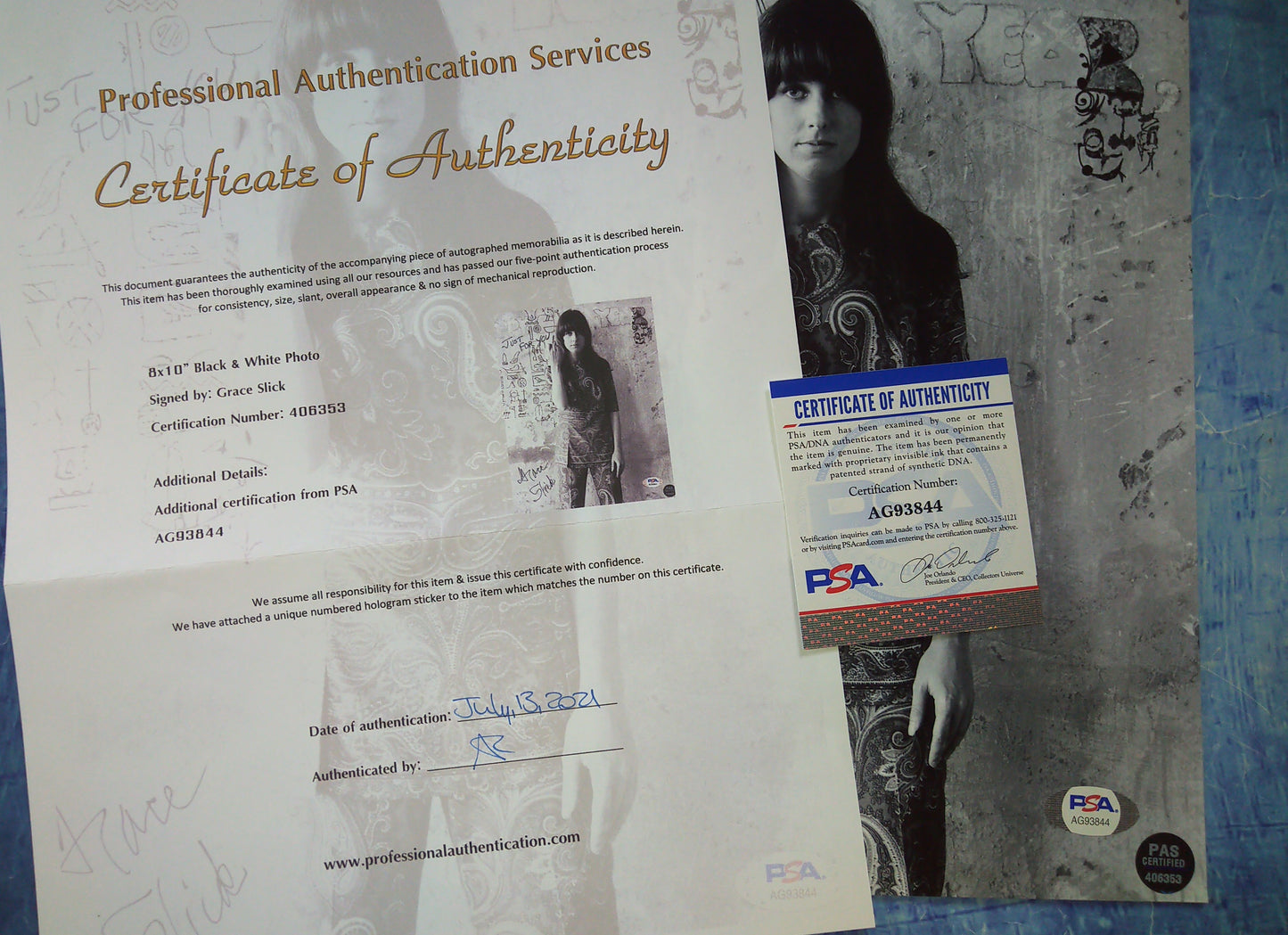 Grace Slick Hand Signed Autograph 8x10 Photo PSA COA
