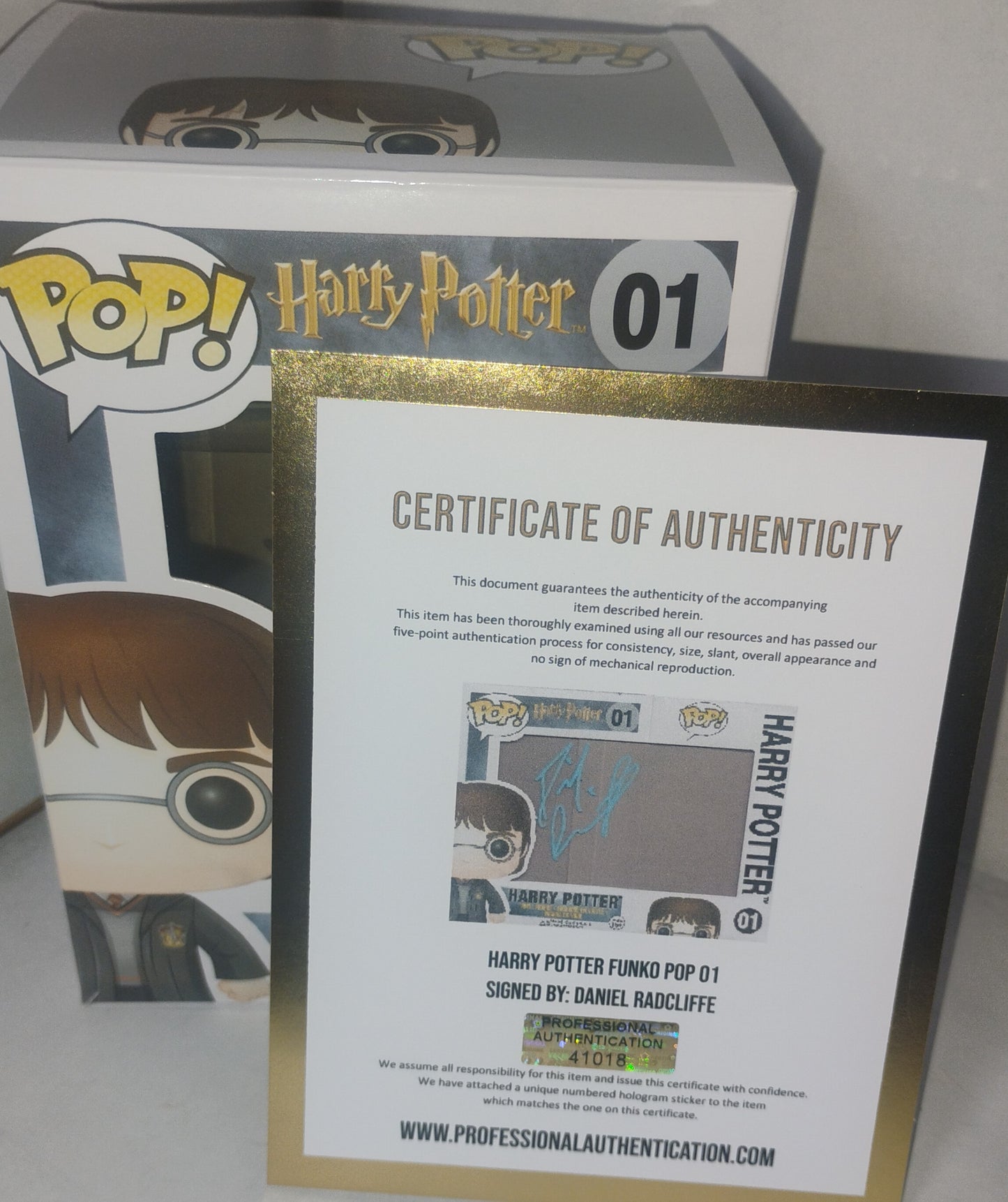 Daniel Radcliffe Hand Signed Autograph Harry Potter Funko Pop COA