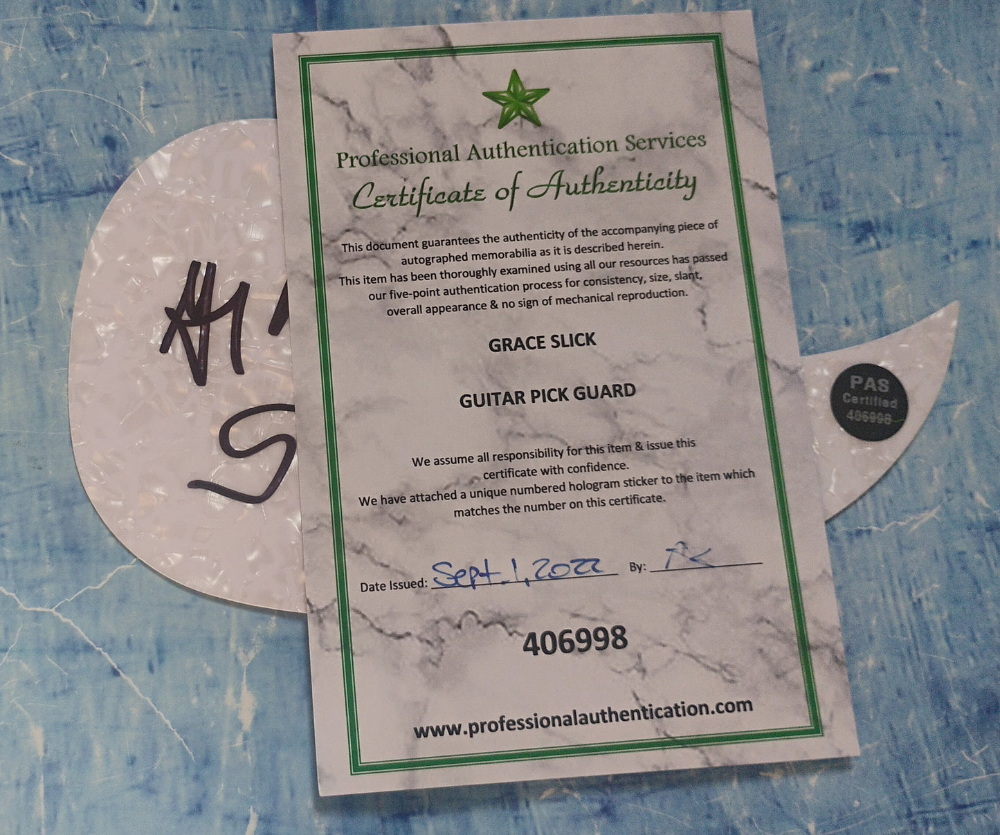 Grace Slick Hand Signed Autograph Guitar Pick Guard COA
