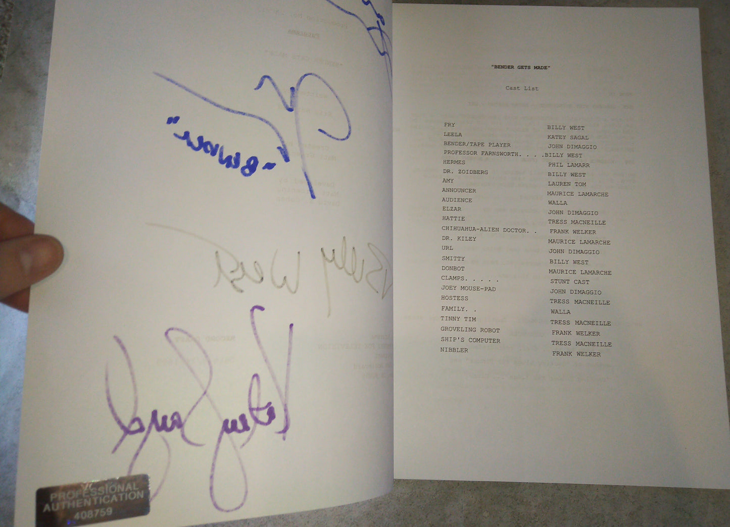 Futurama 4x Cast Hand Signed Autograph Script COA