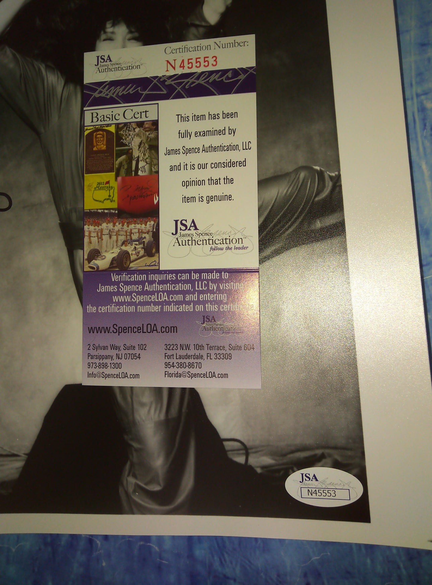 Lily Tomlin Hand Signed Autograph 8x10 Photo JSA COA