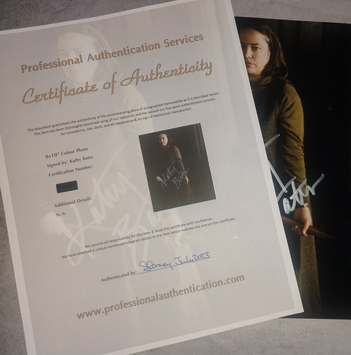Kathy Bates Hand Signed Autograph 8x10 Photo COA Misery