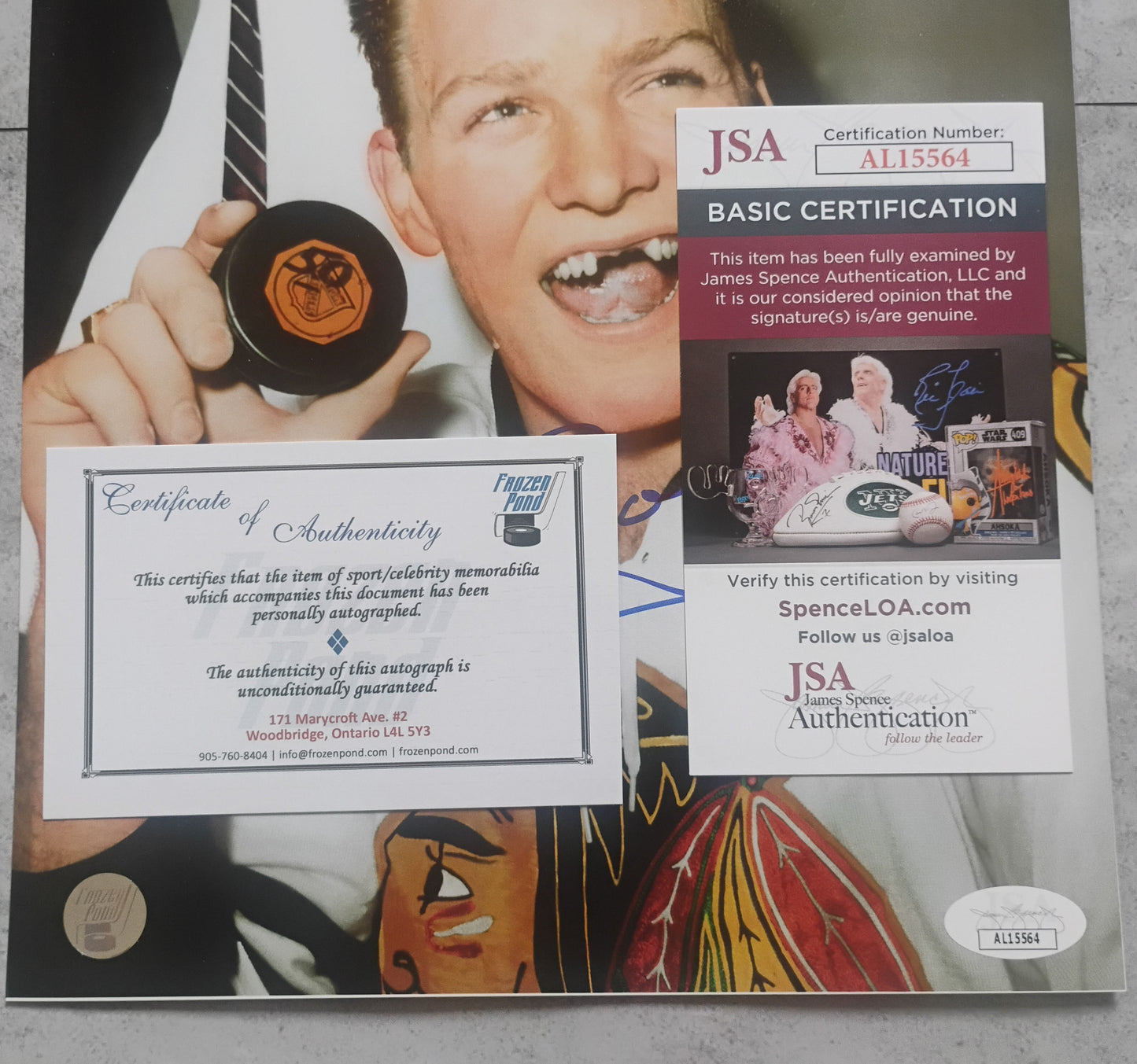 Bobby Hull Hand Signed Autograph 8x10 Photo JSA COA Chicago Blackhawks