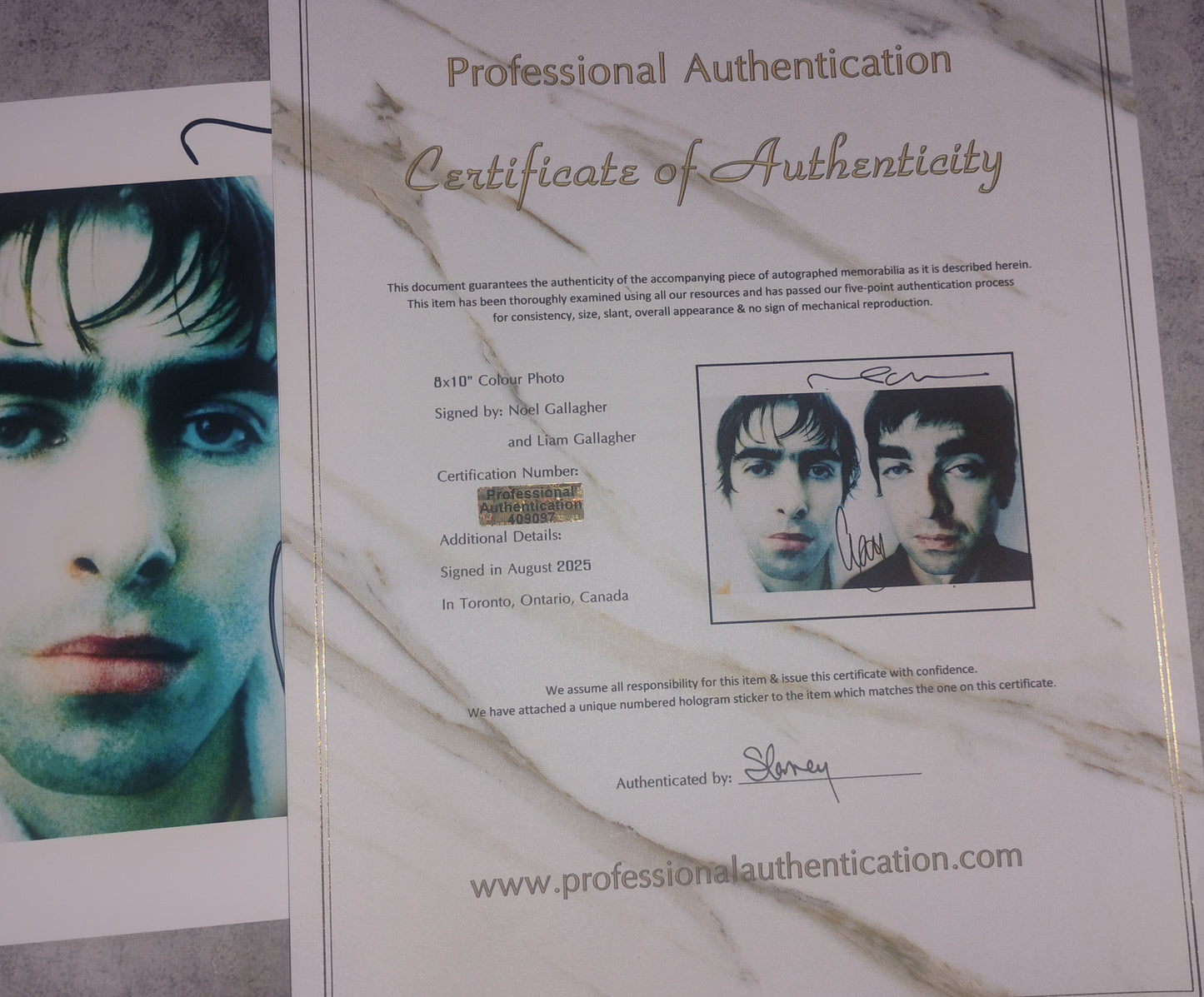 Oasis Noel & Liam Gallagher Hand Signed Autograph 8x10 Photo COA