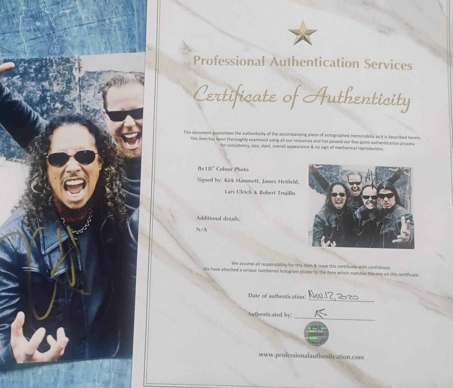 Metallica Hand Signed Autograph 8x10 Photo COA James Hetfield, Kirk Hammett, Robert Trujillo & Lars Ulrich