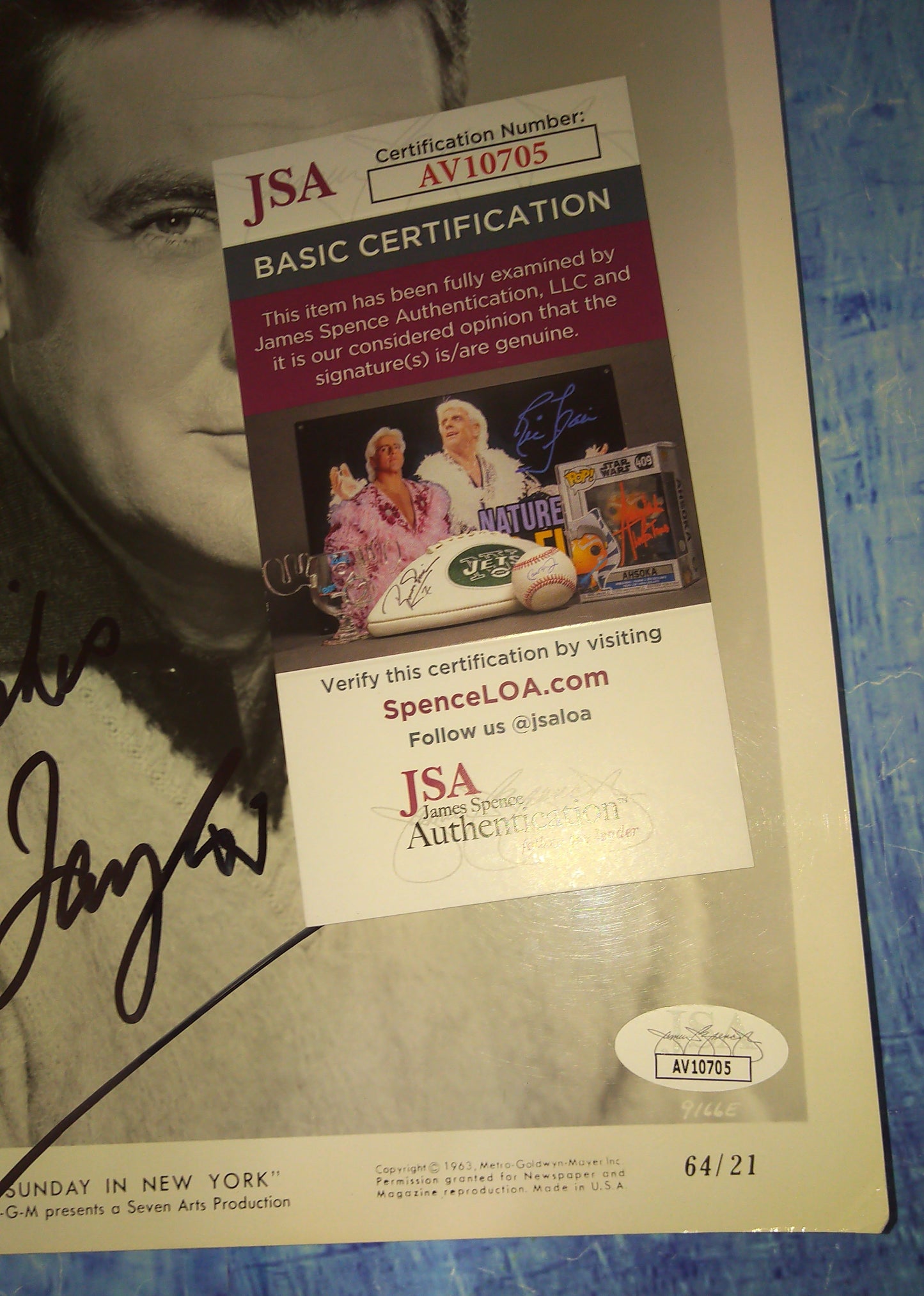 Rod Taylor Hand Signed Autograph 8x10 Photo JSA COA