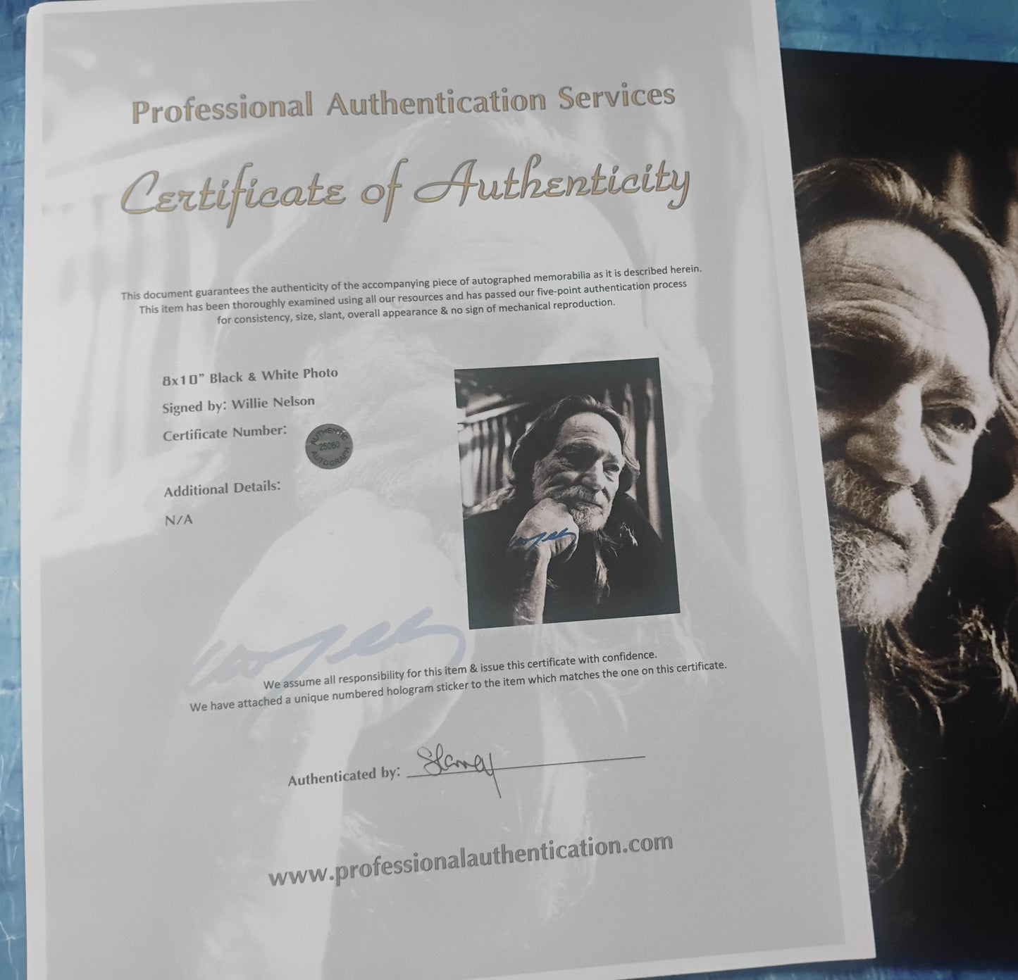 Willie Nelson Hand Signed Autograph 8x10 Photo COA