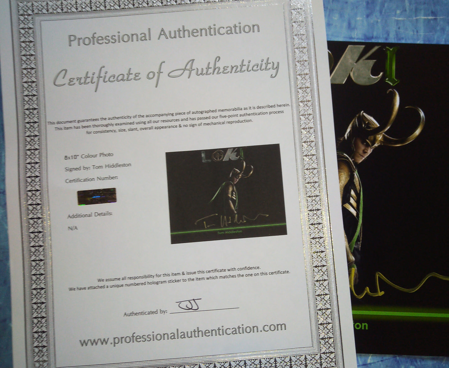 Tom Hiddleston Hand Signed Autograph 8x10 Photo COA Loki