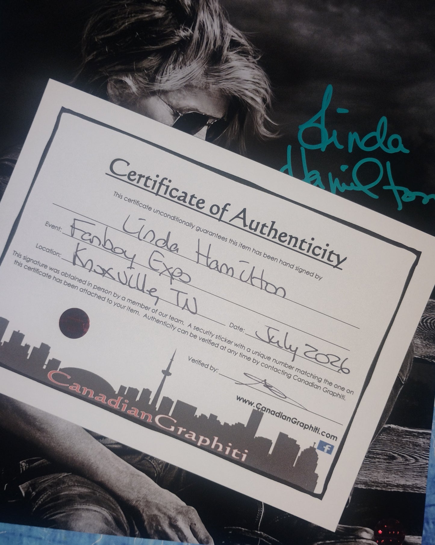 Linda Hamilton Hand Signed Autograph 8x10 Photo COA The Terminator