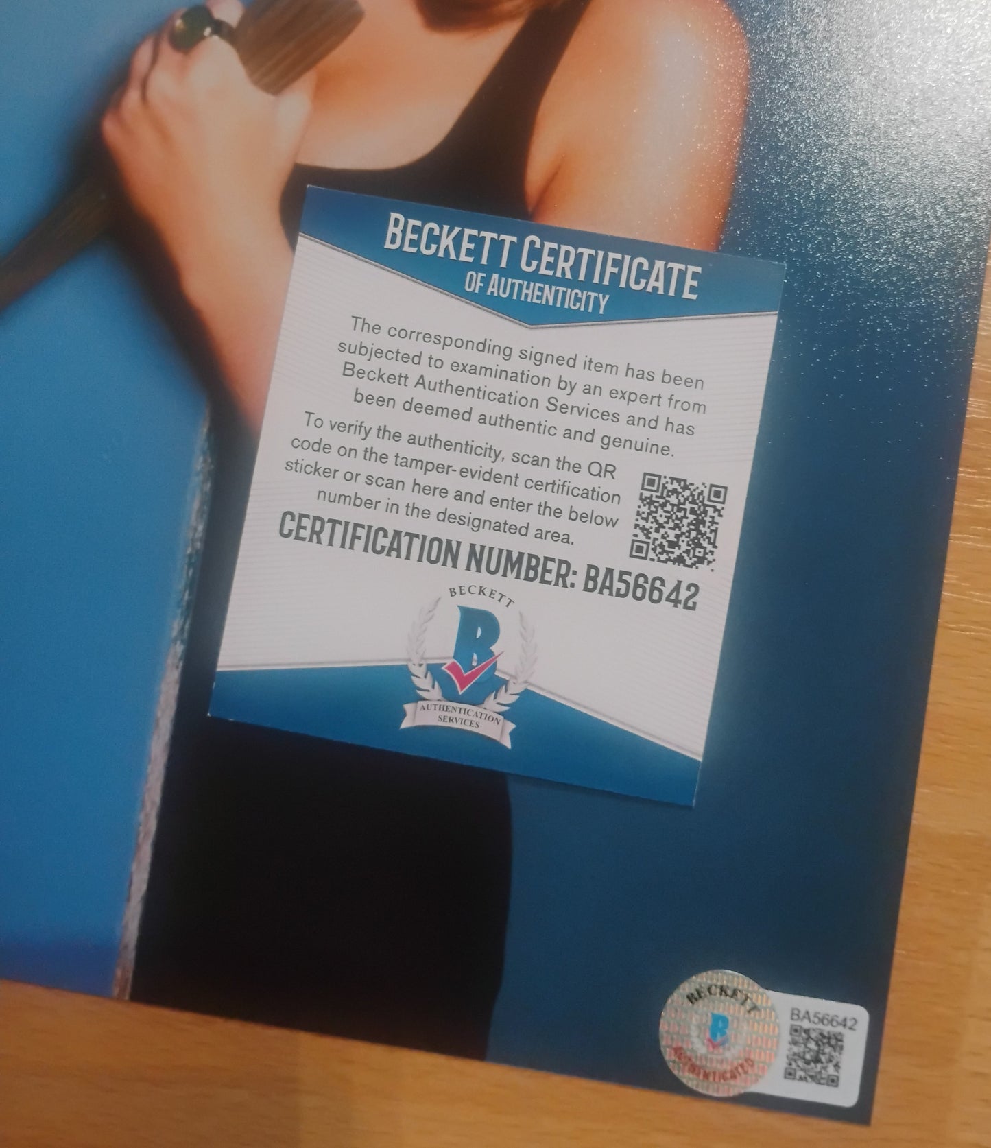 Sarah Michelle Gellar Hand Signed Autograph 8x10 Photo BAS COA