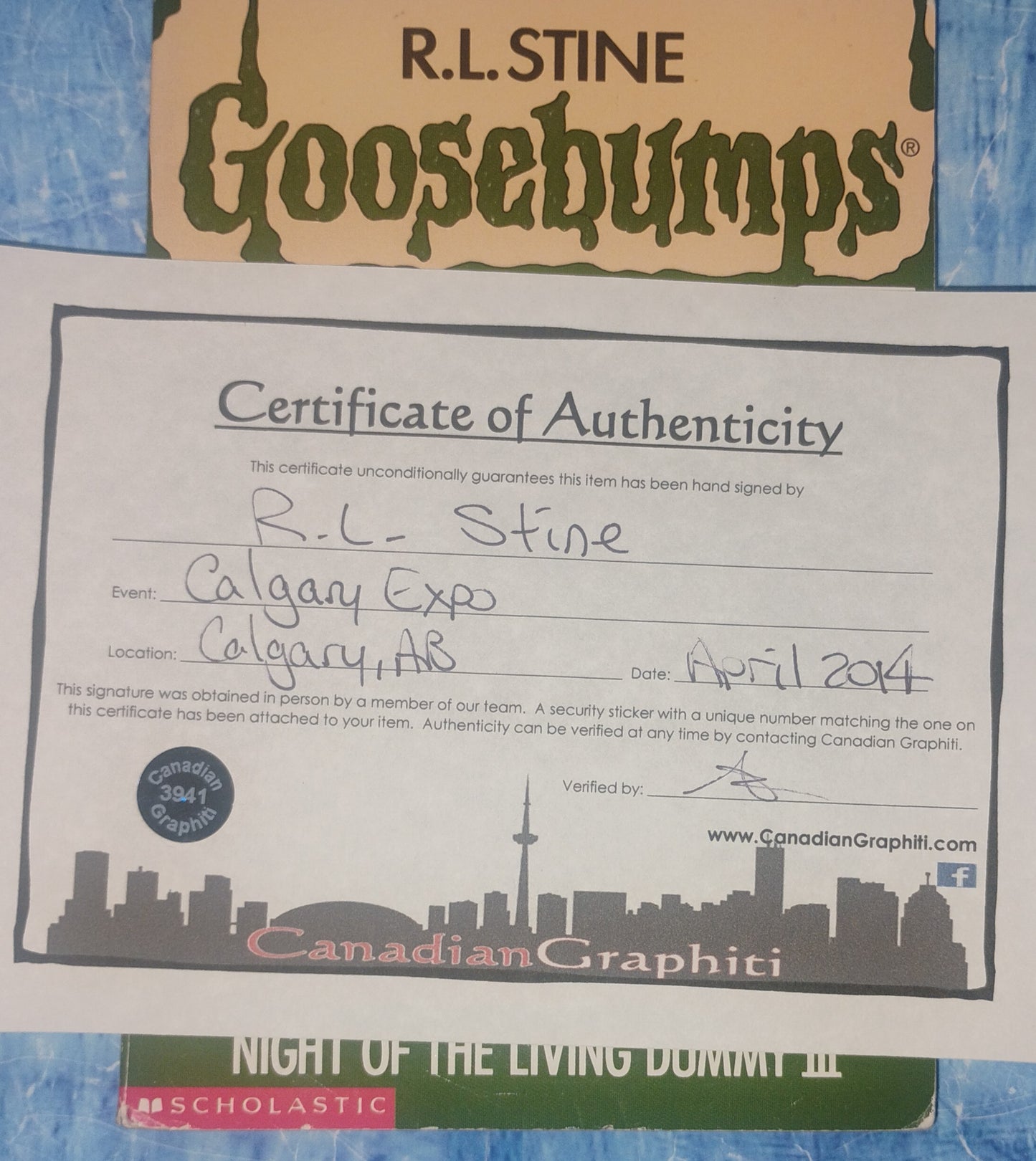 R.L. Stine Hand Signed Autograph Goosebumps Book COA