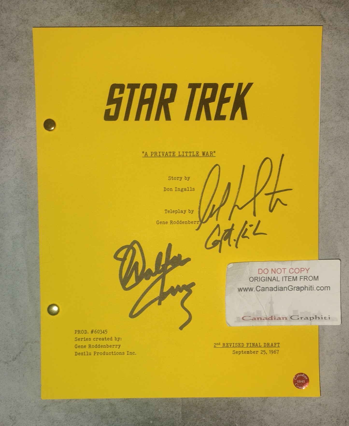 William Shatner & Walter Koenig Hand Signed Autograph Star Trek Script COA