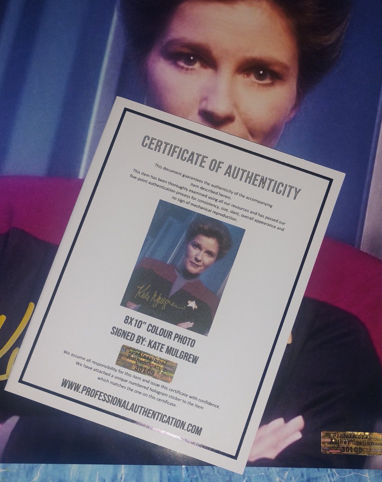 Kate Mulgrew Hand Signed Autograph 8x10 Photo COA Star Trek Voyager