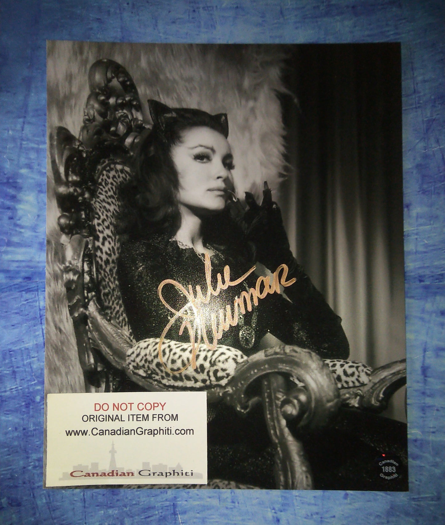 Julie Newmar Hand Signed Autograph 8x10 Photo