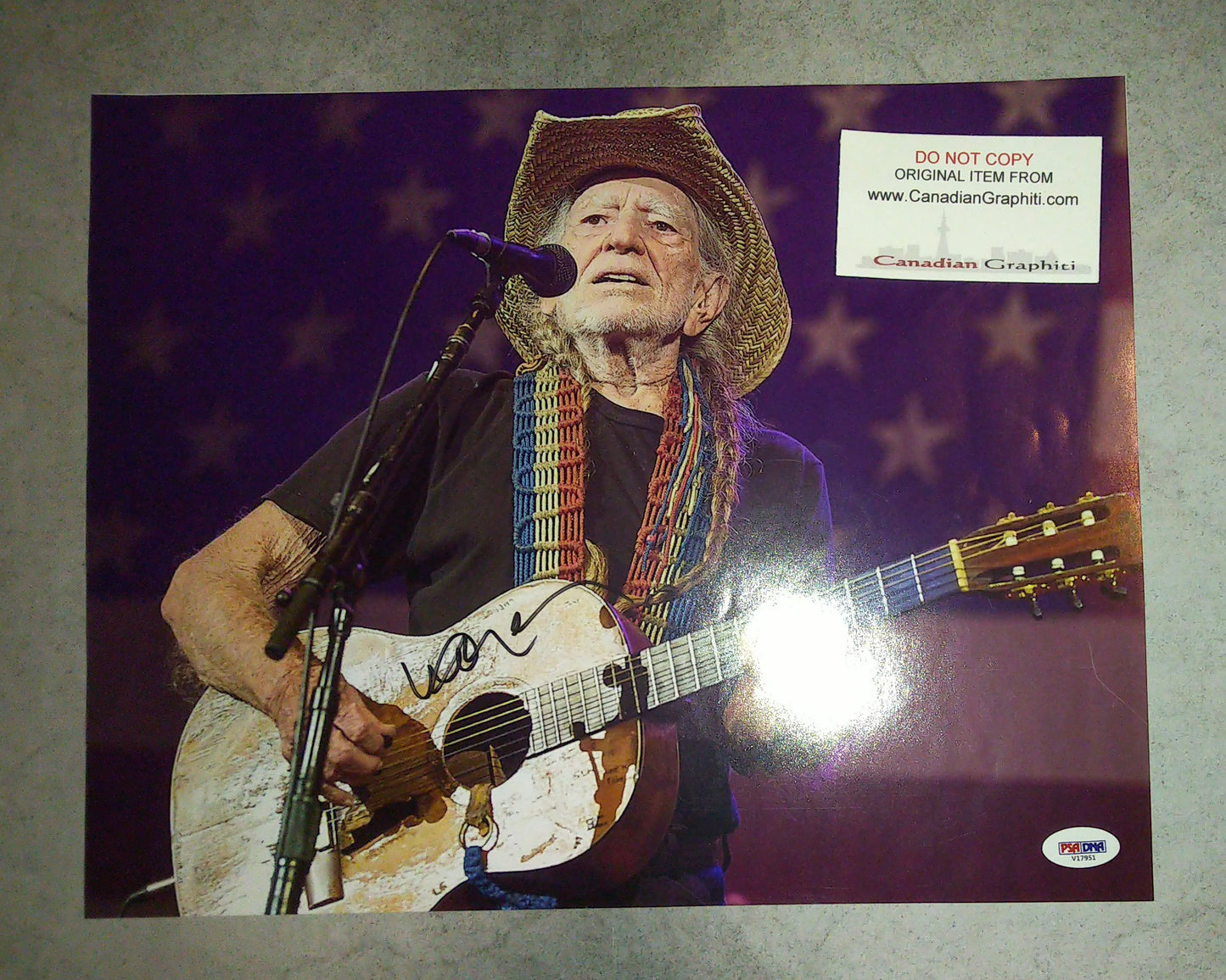 Willie Nelson Hand Signed Autograph 11x14 Photo COA