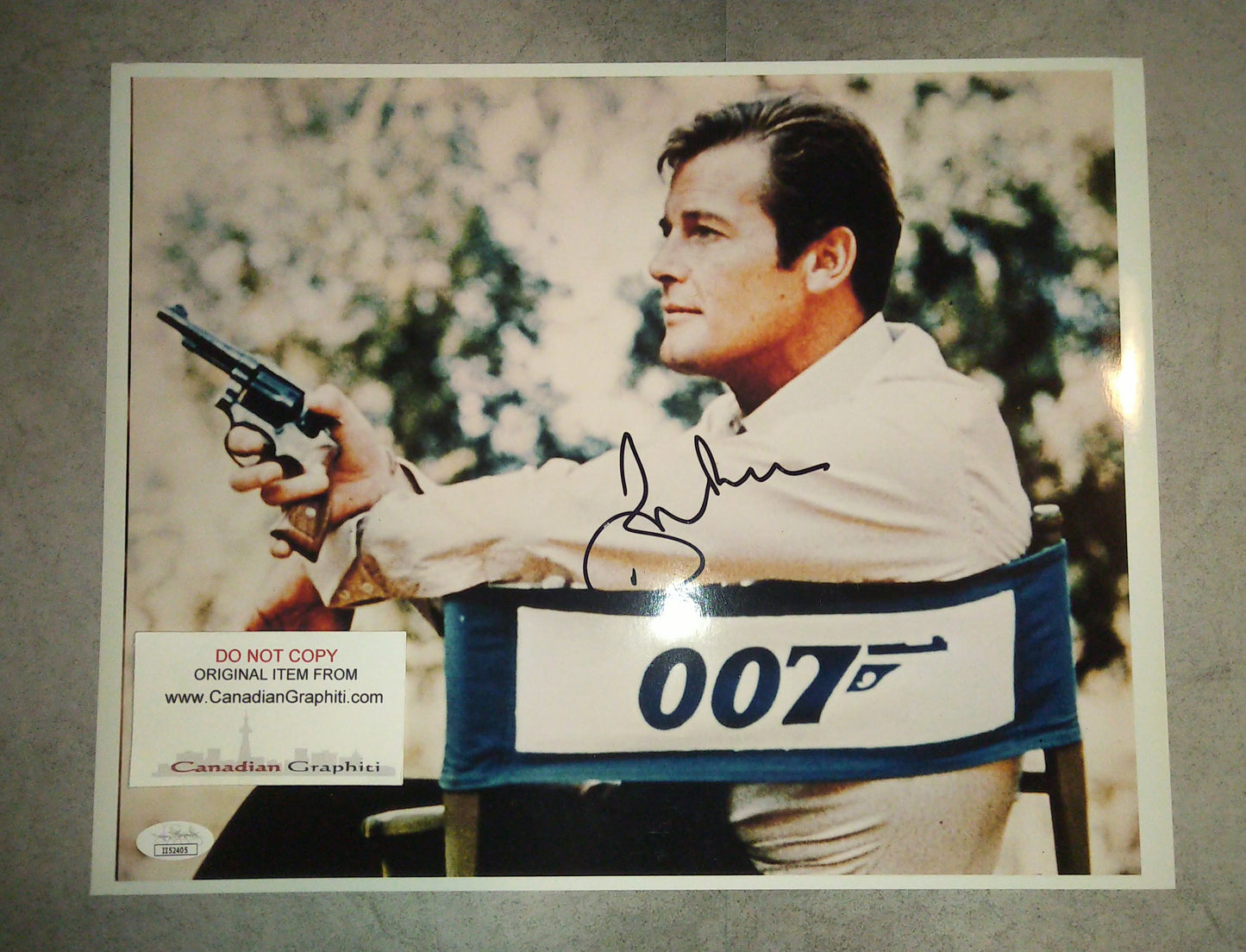 Roger Moore Hand Signed Autograph 11x14 Photo JSA James Bond