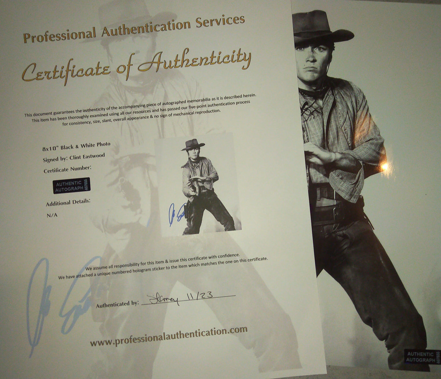 Clint Eastwood Hand Signed Autograph 8x10 Photo COA