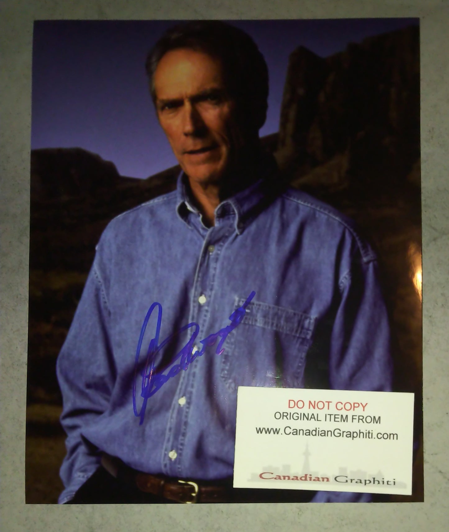 Clint Eastwood Hand Signed Autograph 8x10 Photo COA