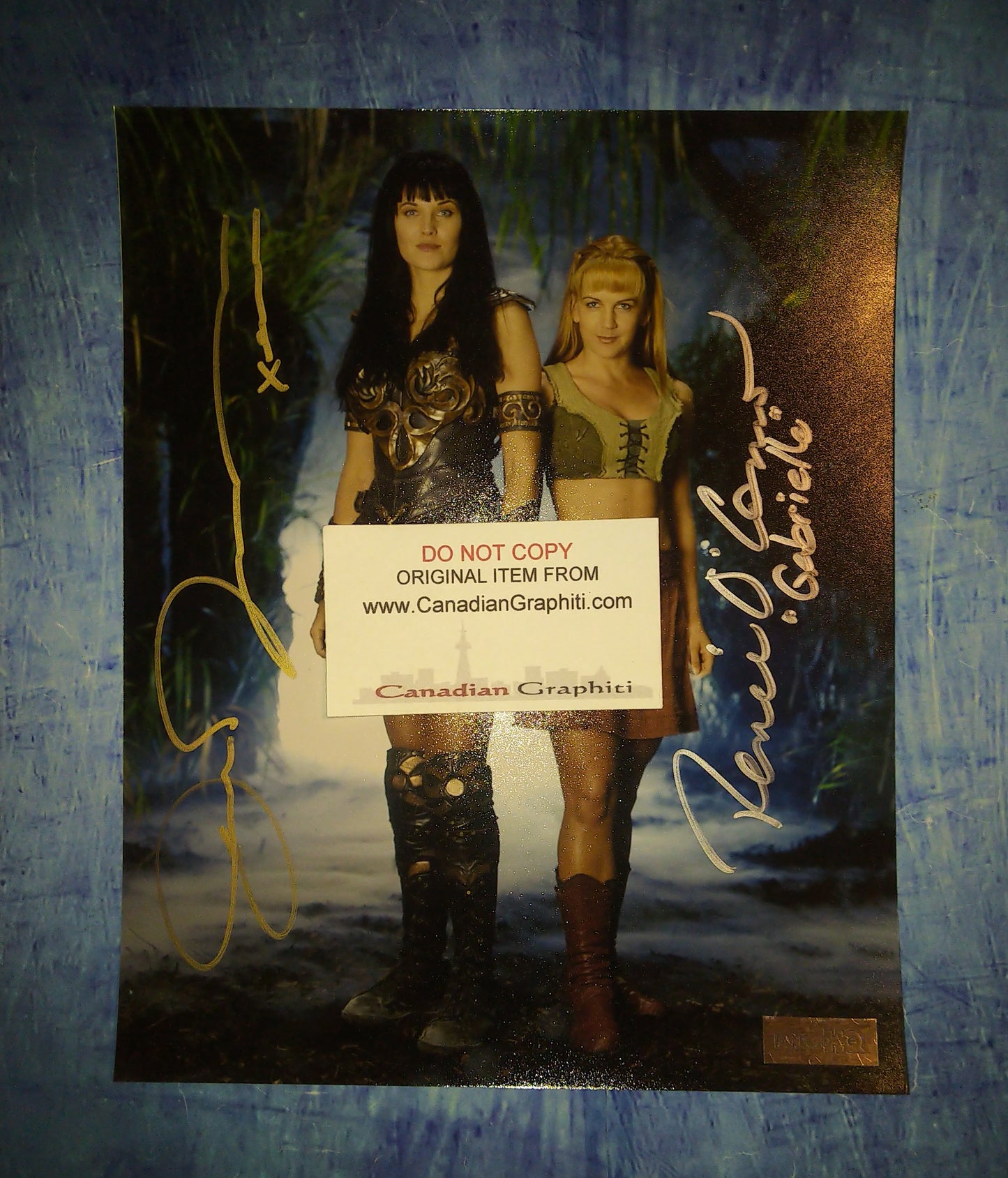 Lucy Lawless & Renee O'Connor Hand Signed Autograph 8x10 Photo Xena