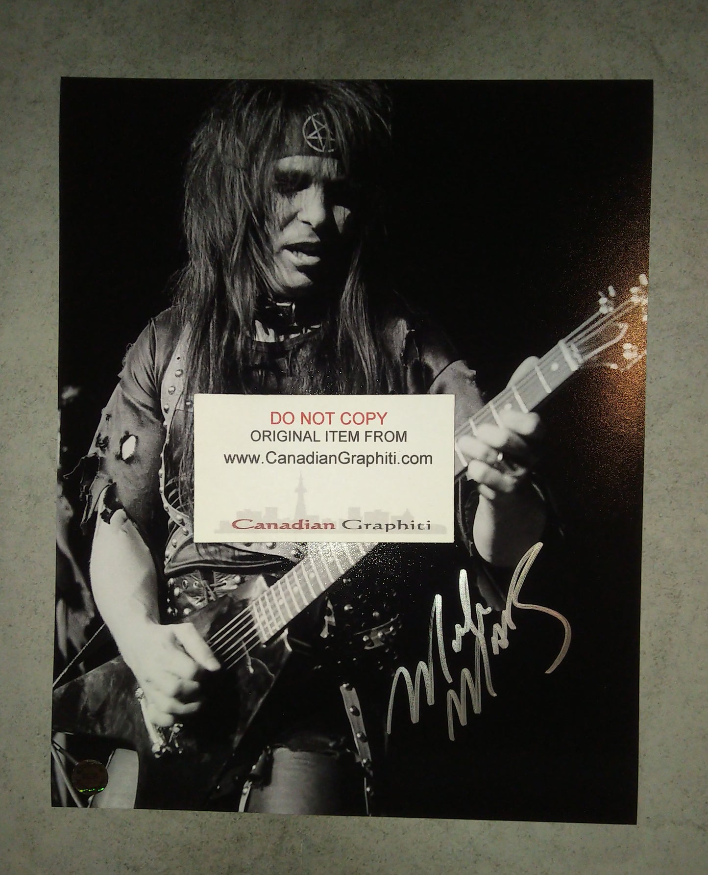 Mick Mars Hand Signed Autograph 8x10 Photo