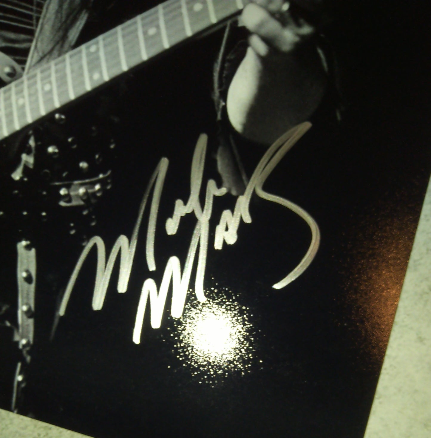 Mick Mars Hand Signed Autograph 8x10 Photo