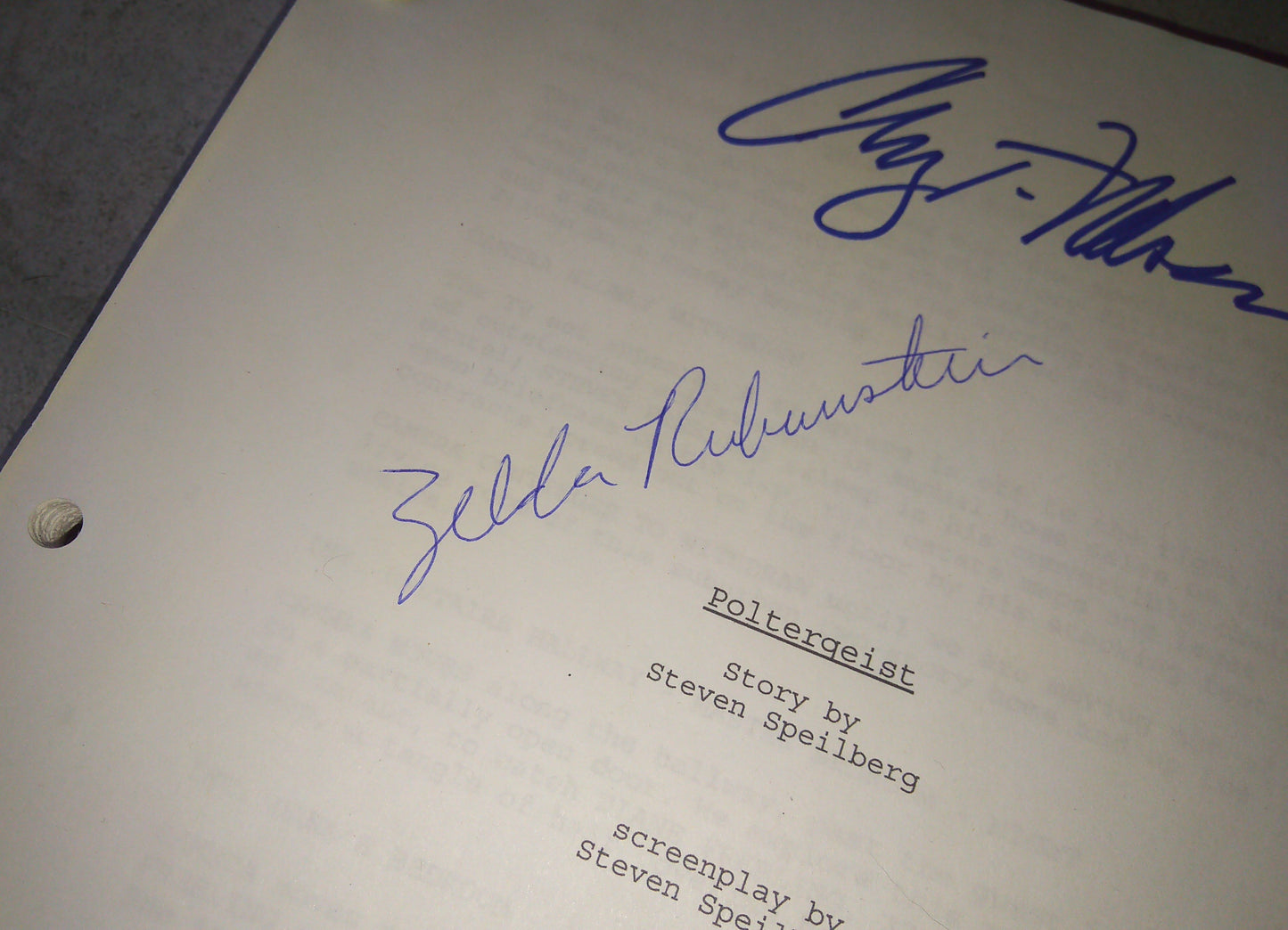 Poltergeist Cast Signed Script COA Craig T Nelson, JoBeth Williams & Zelda Rubinstein