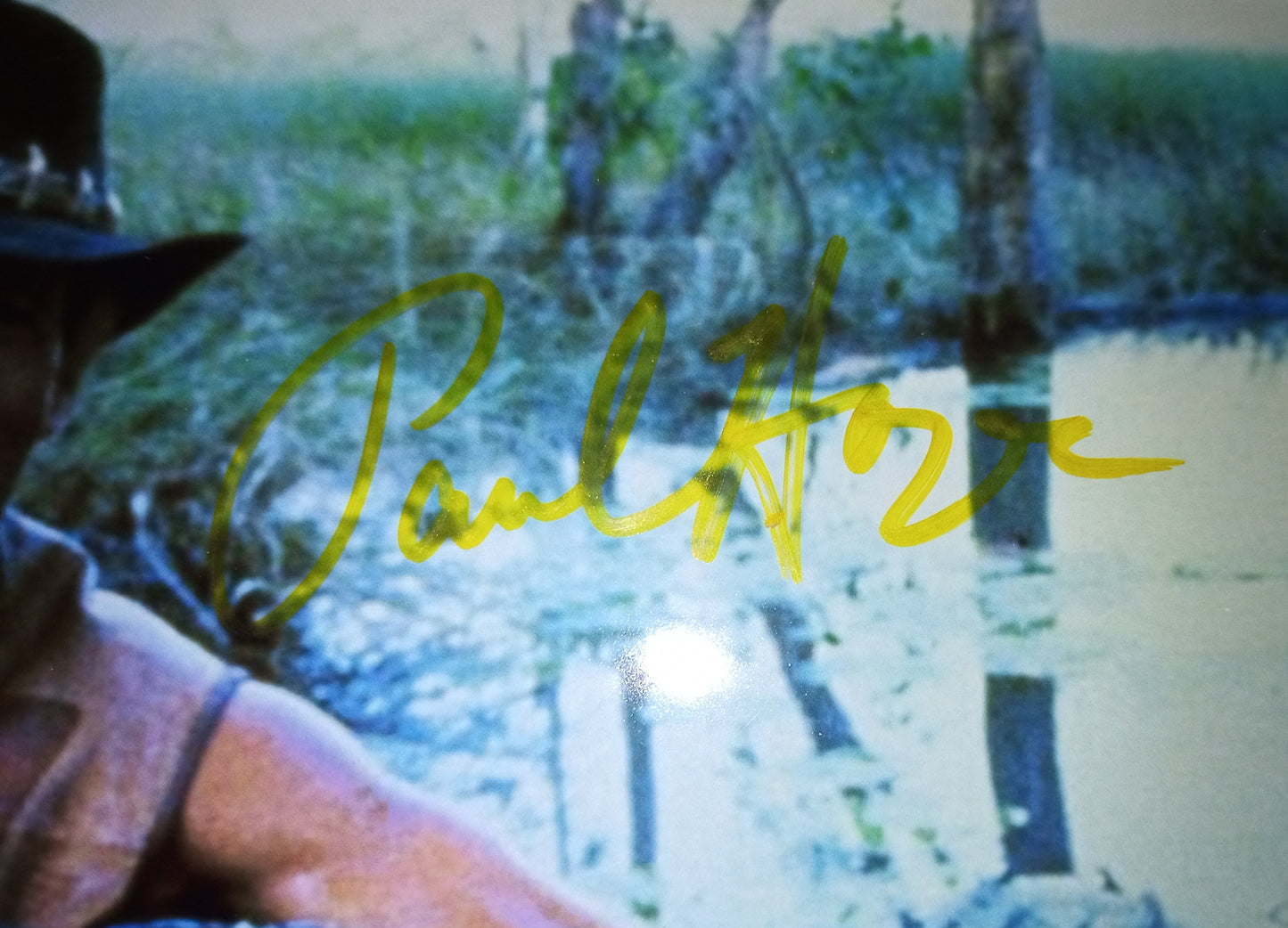 Paul Hogan Hand Signed Autograph 8x10 Photo COA Crocodile Dundee