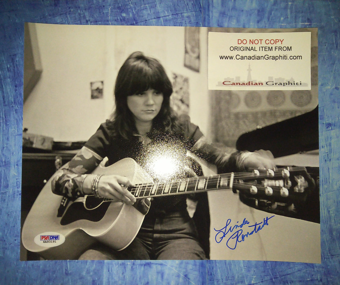 Linda Ronstadt Hand Signed Autograph 11x14 Photo