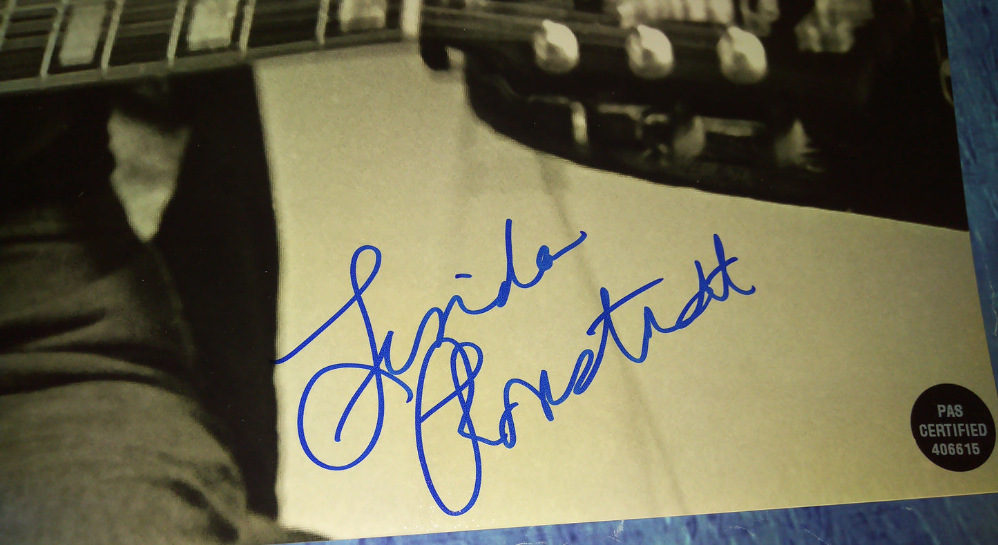 Linda Ronstadt Hand Signed Autograph 11x14 Photo