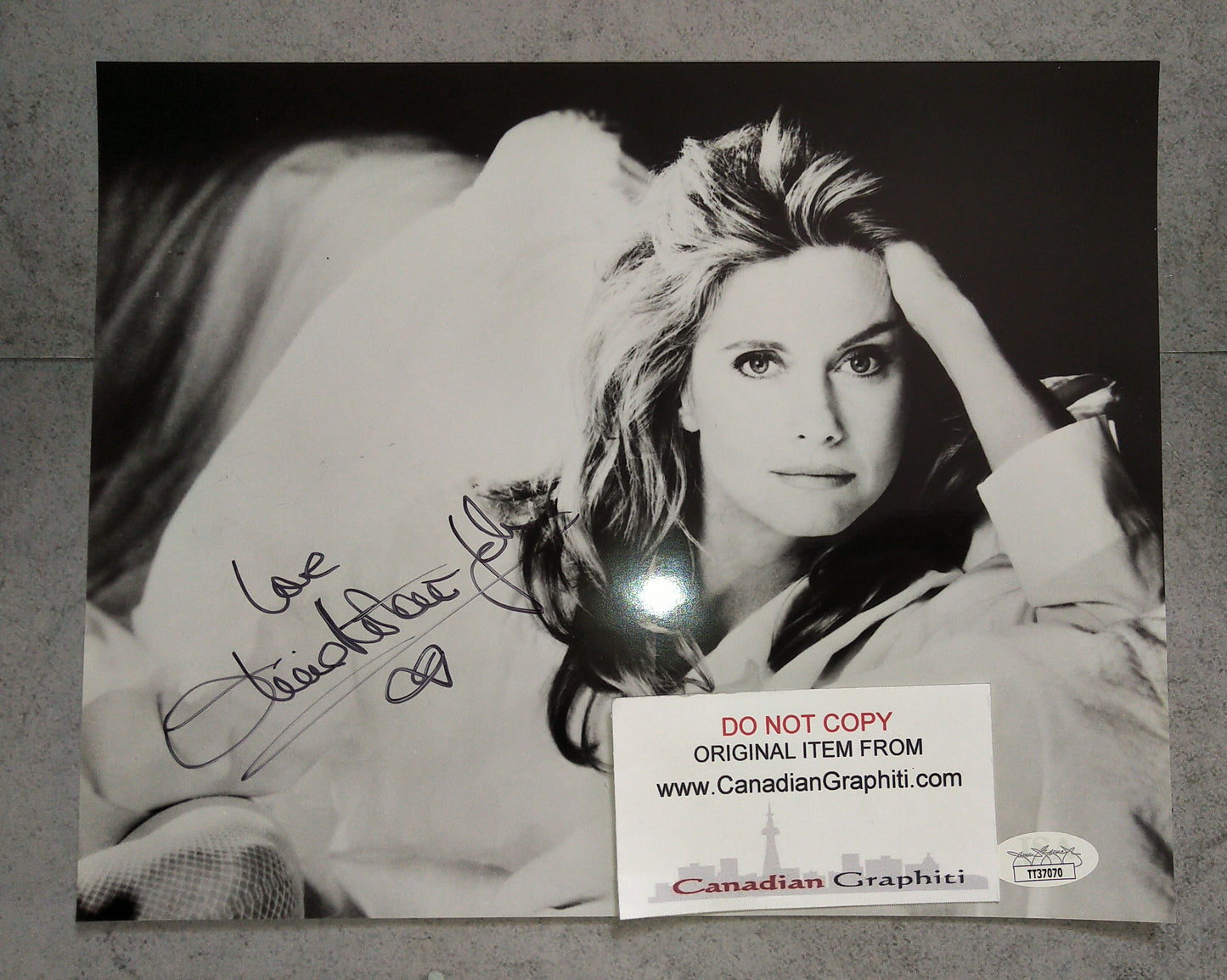 Olivia Newton-John Hand Signed Autograph 8x10 Photo