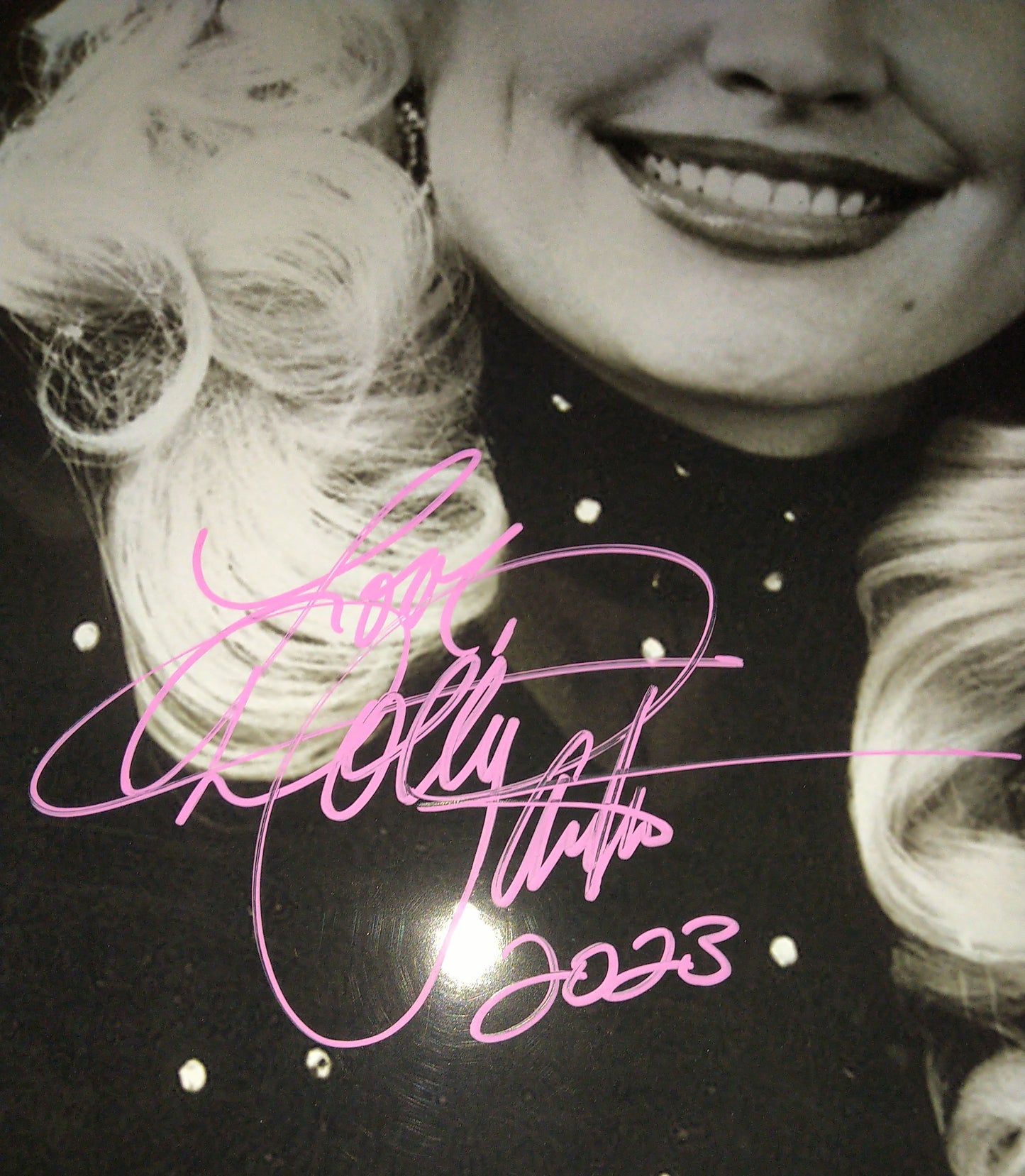 Dolly Parton Hand Signed Autograph 11x14 Photo COA