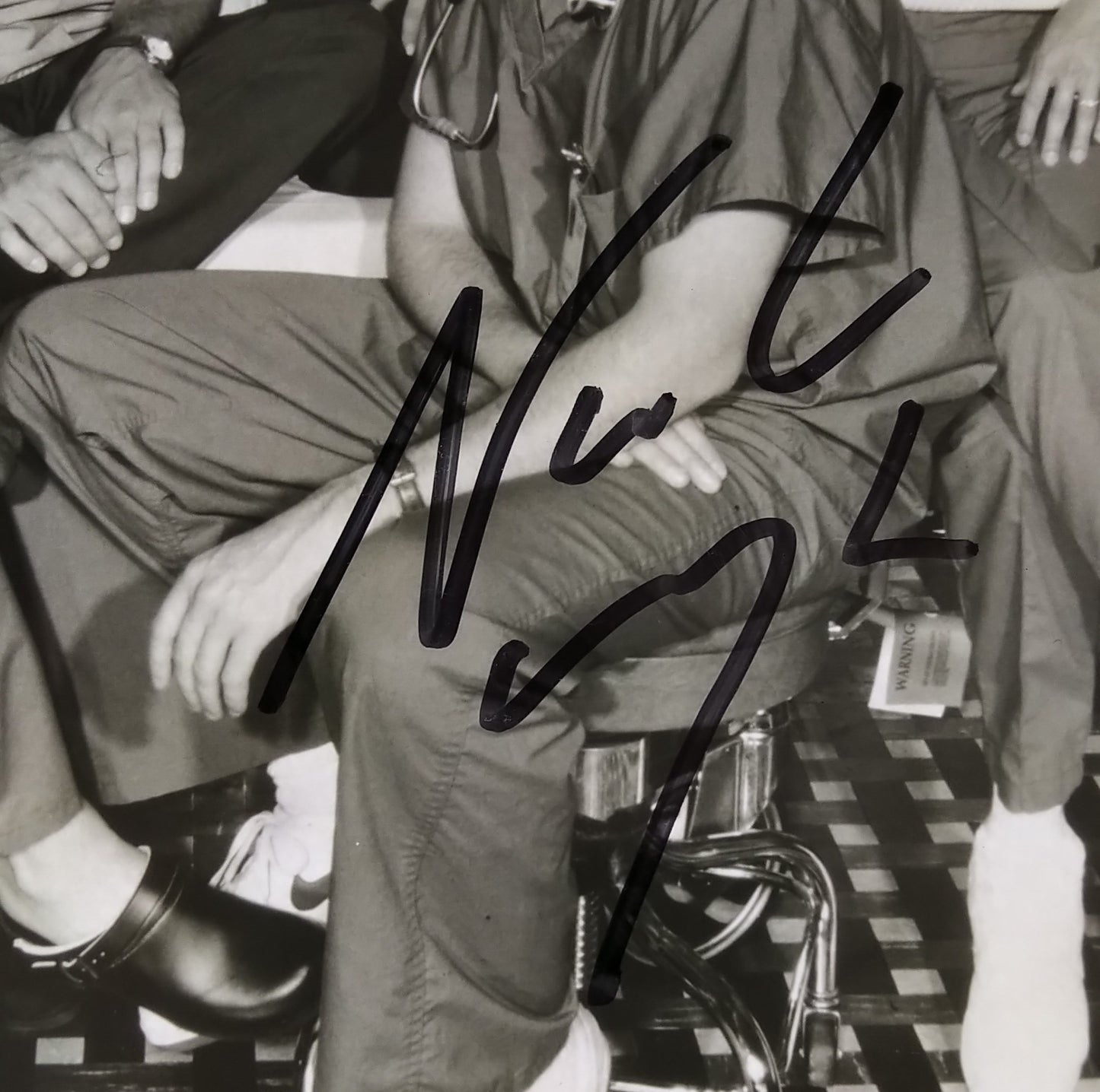 ER Cast Hand Signed Autograph 8x10 Photo George Clooney, Noah Wyle & Anthony Edwards