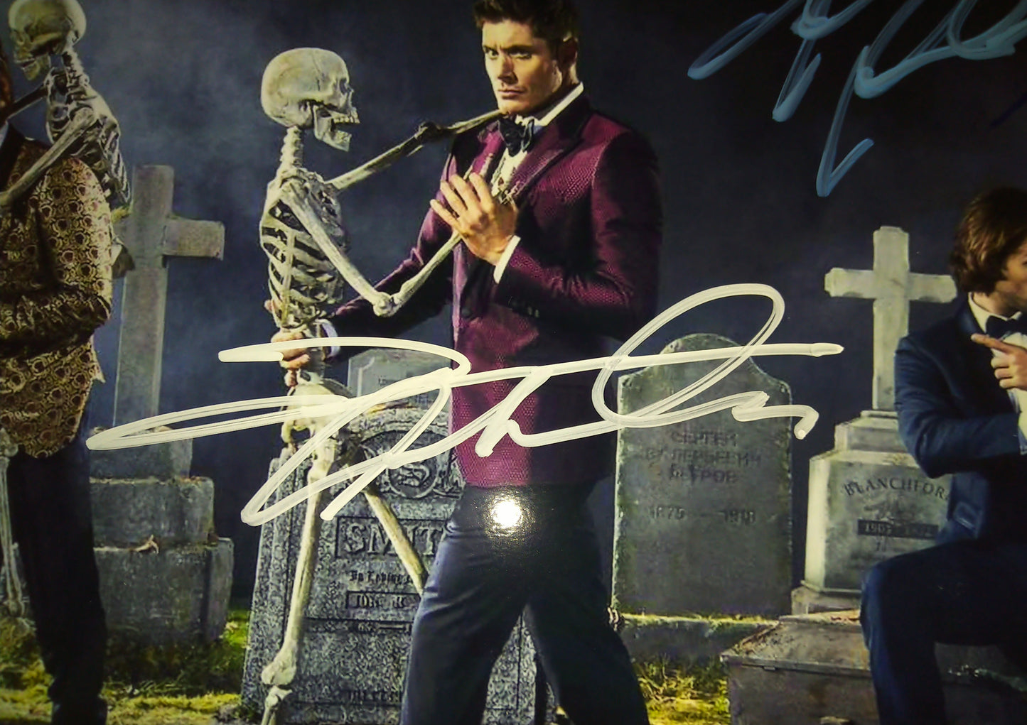 Jensen Ackles, Jared Padalecki & Misha Collins Hand Signed Autograph 8x10 Photo COA Supernatural