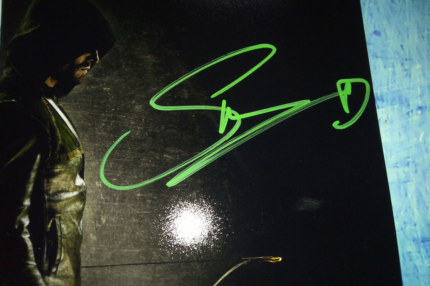 Stephen Amell Hand Signed Autograph 8x10 Photo COA