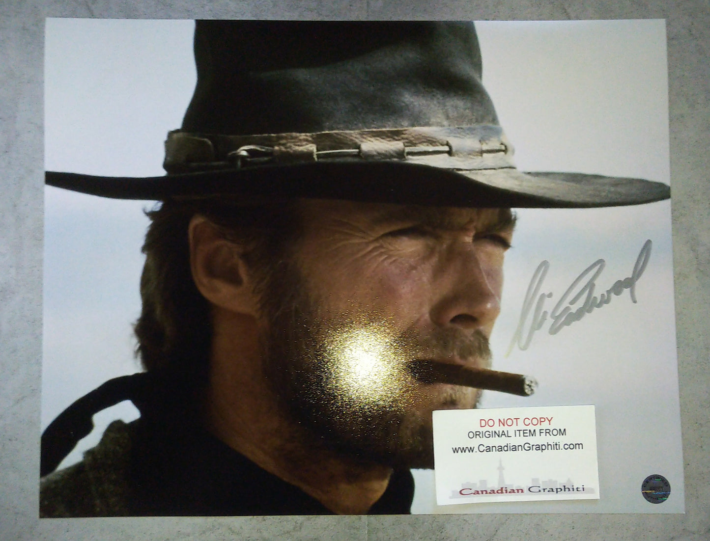 Clint Eastwood Hand Signed Autograph 11x14 Photo COA