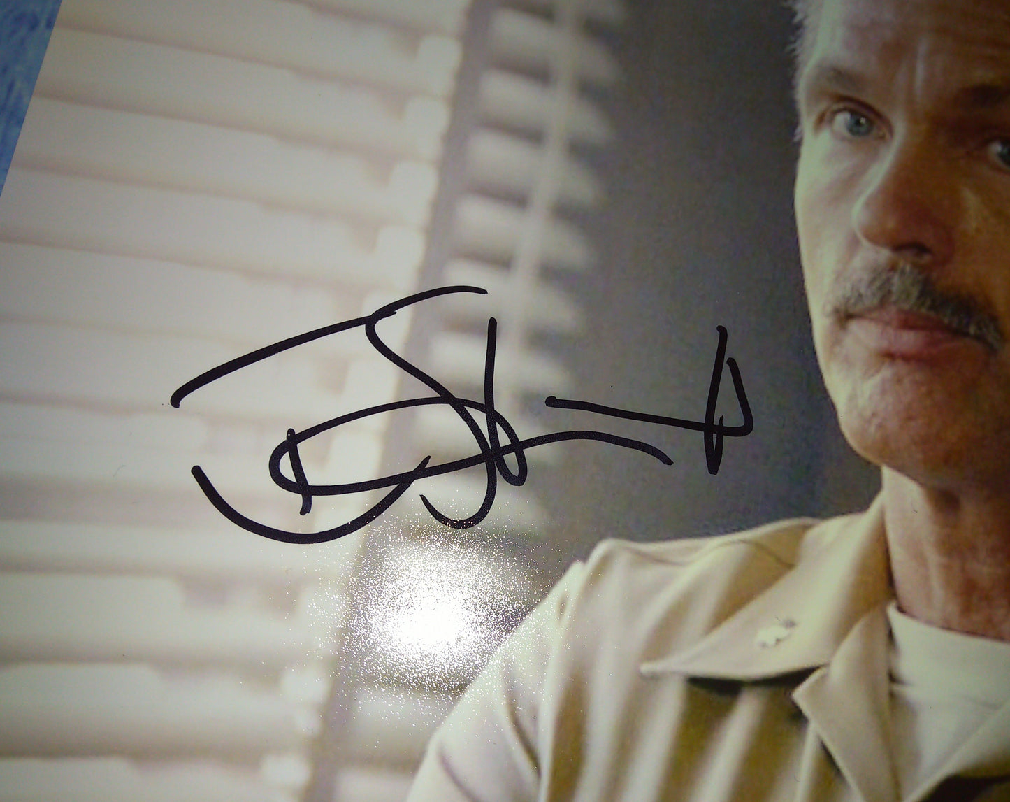 Tom Skerritt Hand Signed Autograph 8x10 Photo PSA COA