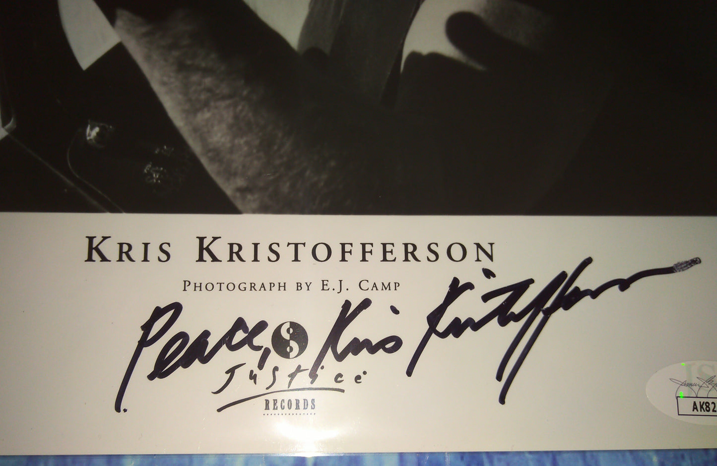 Kris Kristofferson Hand Signed Autograph 8x10 Photo JSA COA